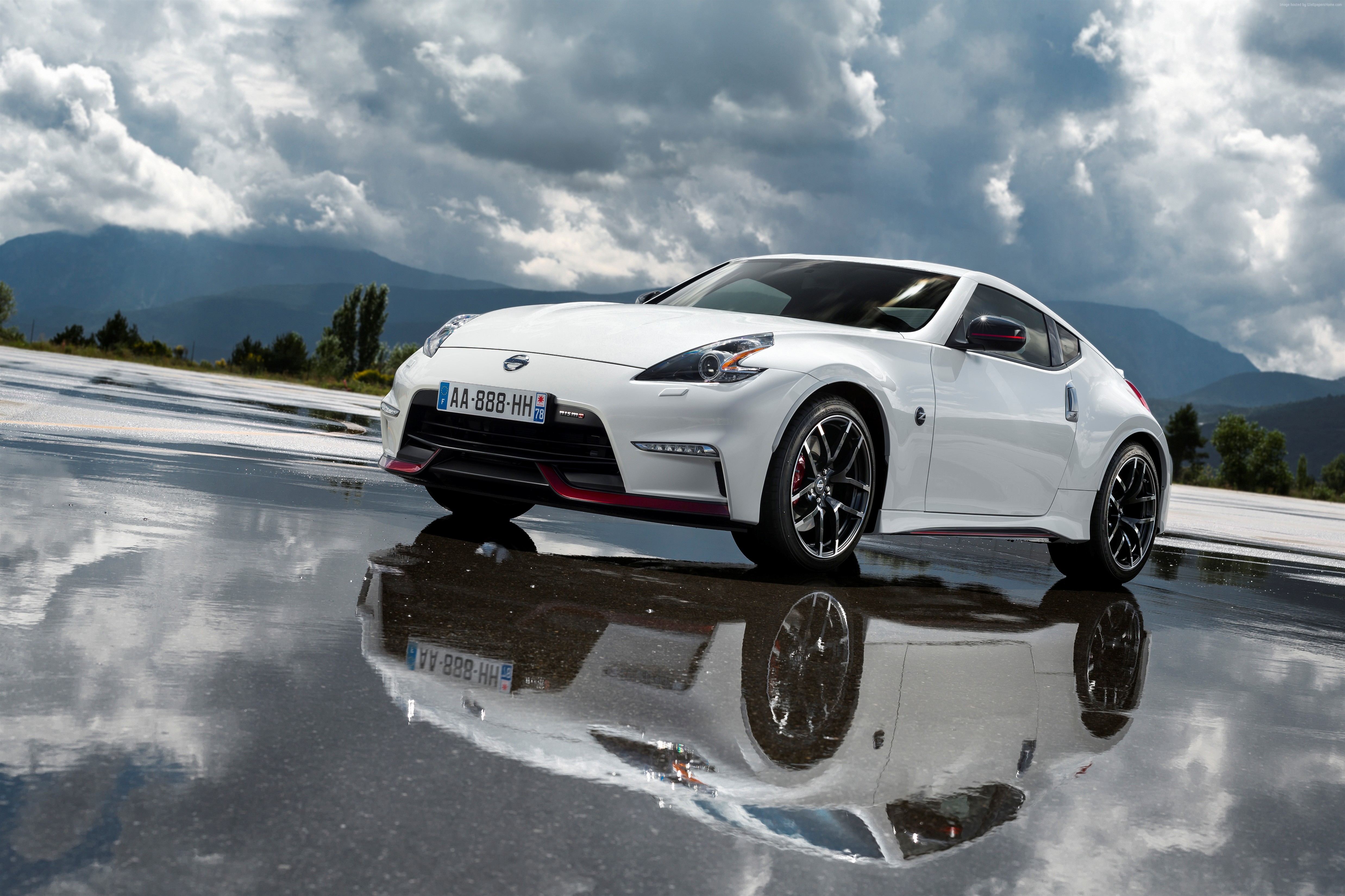 White Nissan 370z Nismo 4K HD Wallpaper