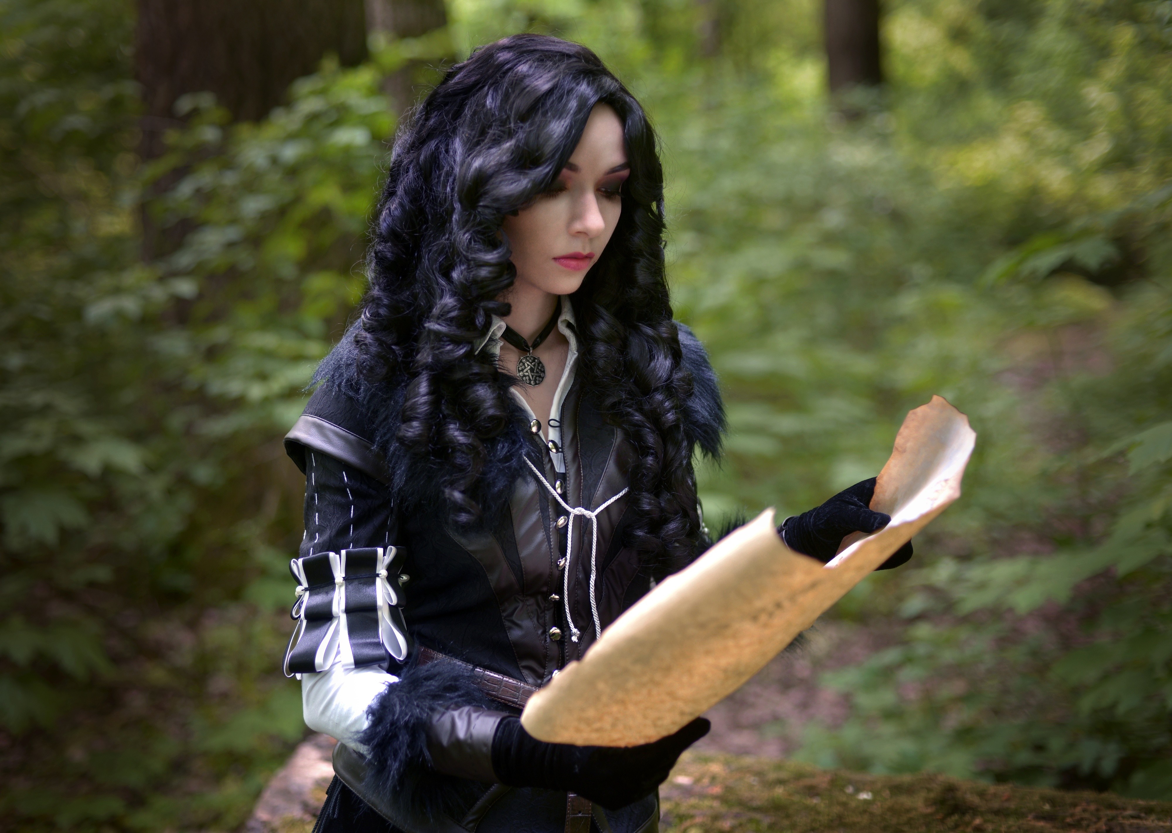 Yennefer of Vengerberg from The Witcher 3 Wild Hunt cosplay HD Wallpaper