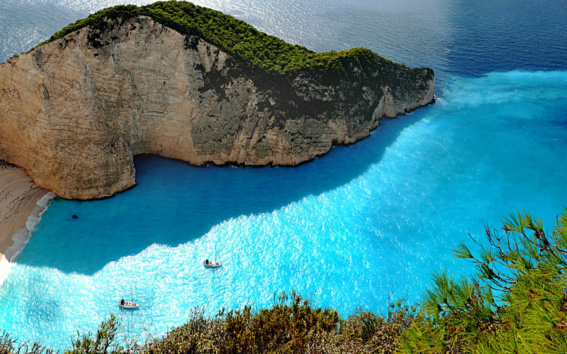 Navagio Beach, Zakynthos, Greece HD Wallpaper