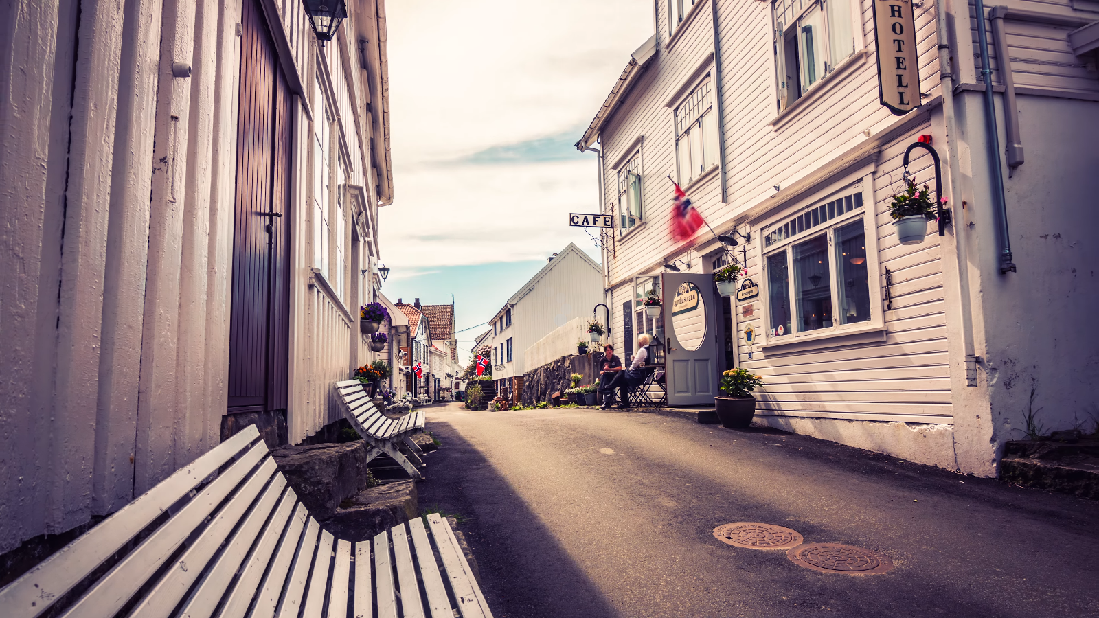 Street scene with cafe and hotel in Norway HD Wallpaper