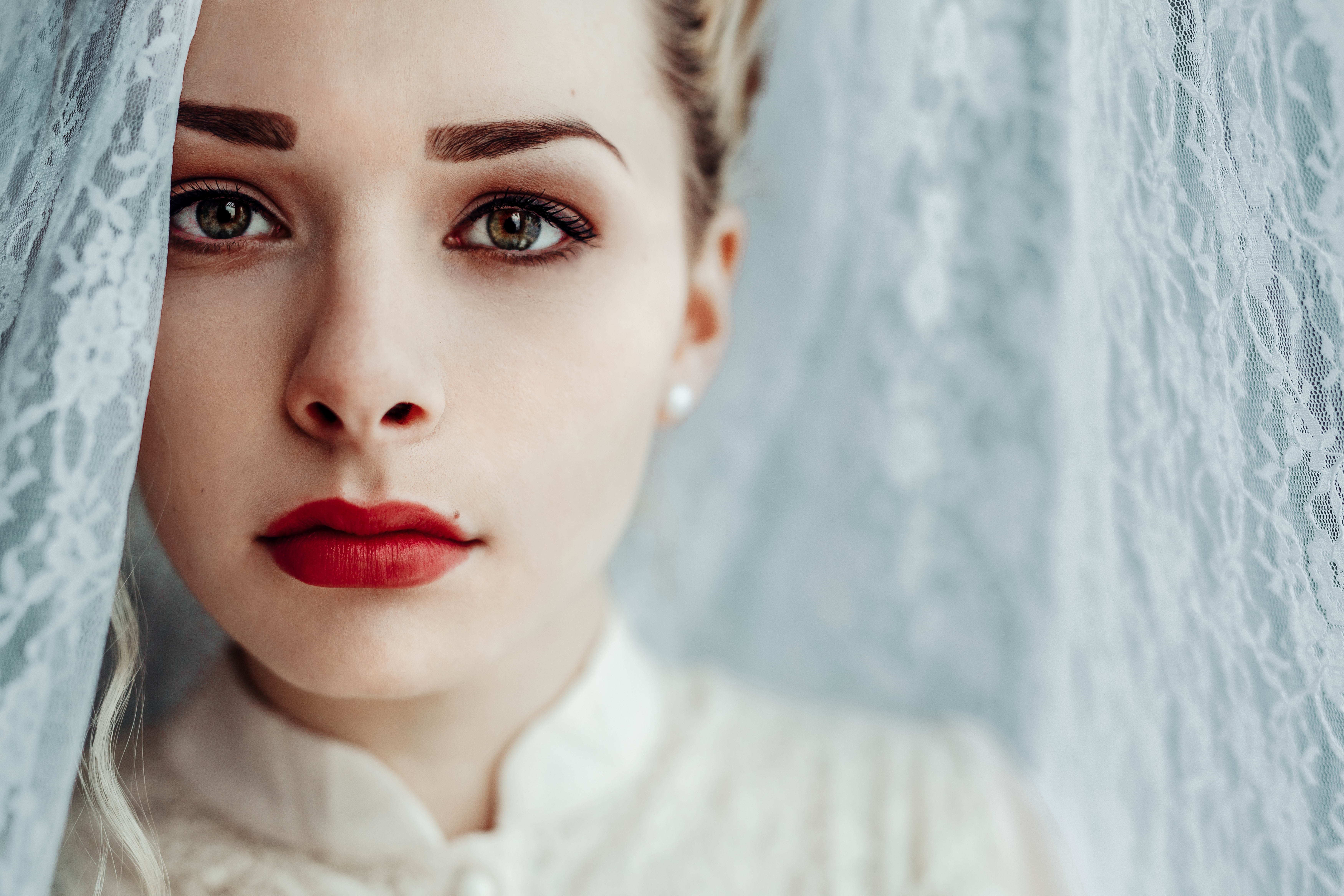 Close-Up Portrait of Woman with Red Lipstick and Lace Veil HD Wallpaper