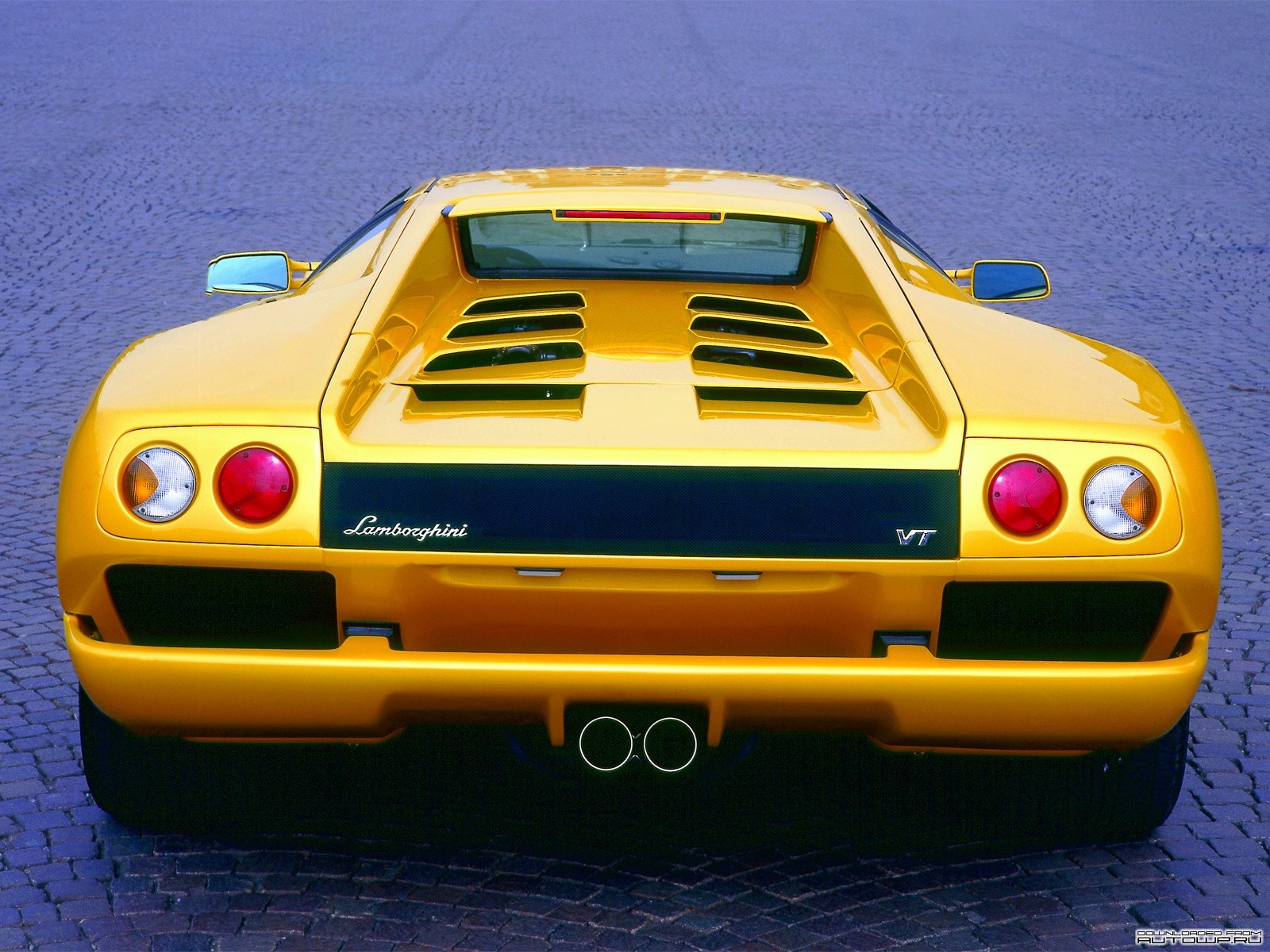 Yellow Lamborghini Diablo VT rear view HD Wallpaper