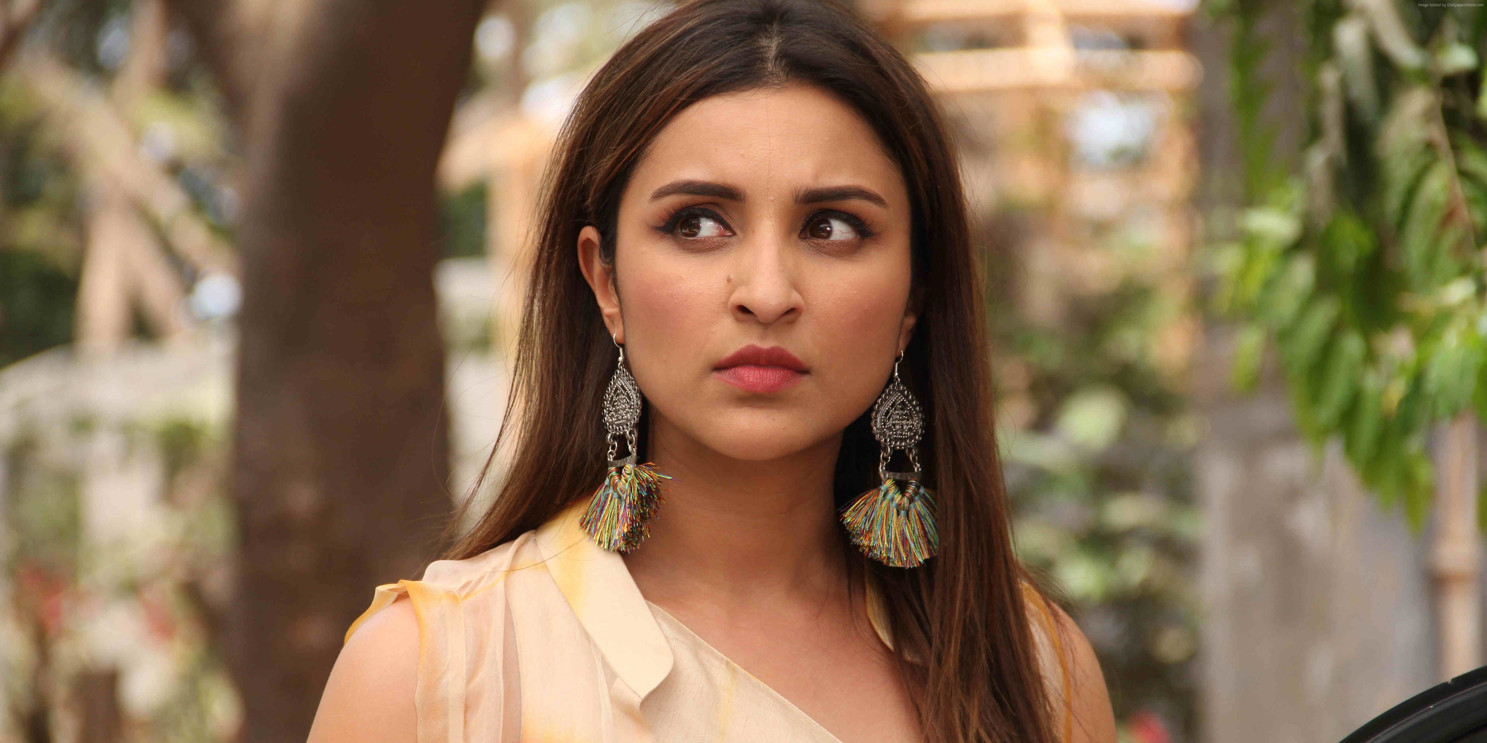 Parineeti Chopra HD Wallpaper