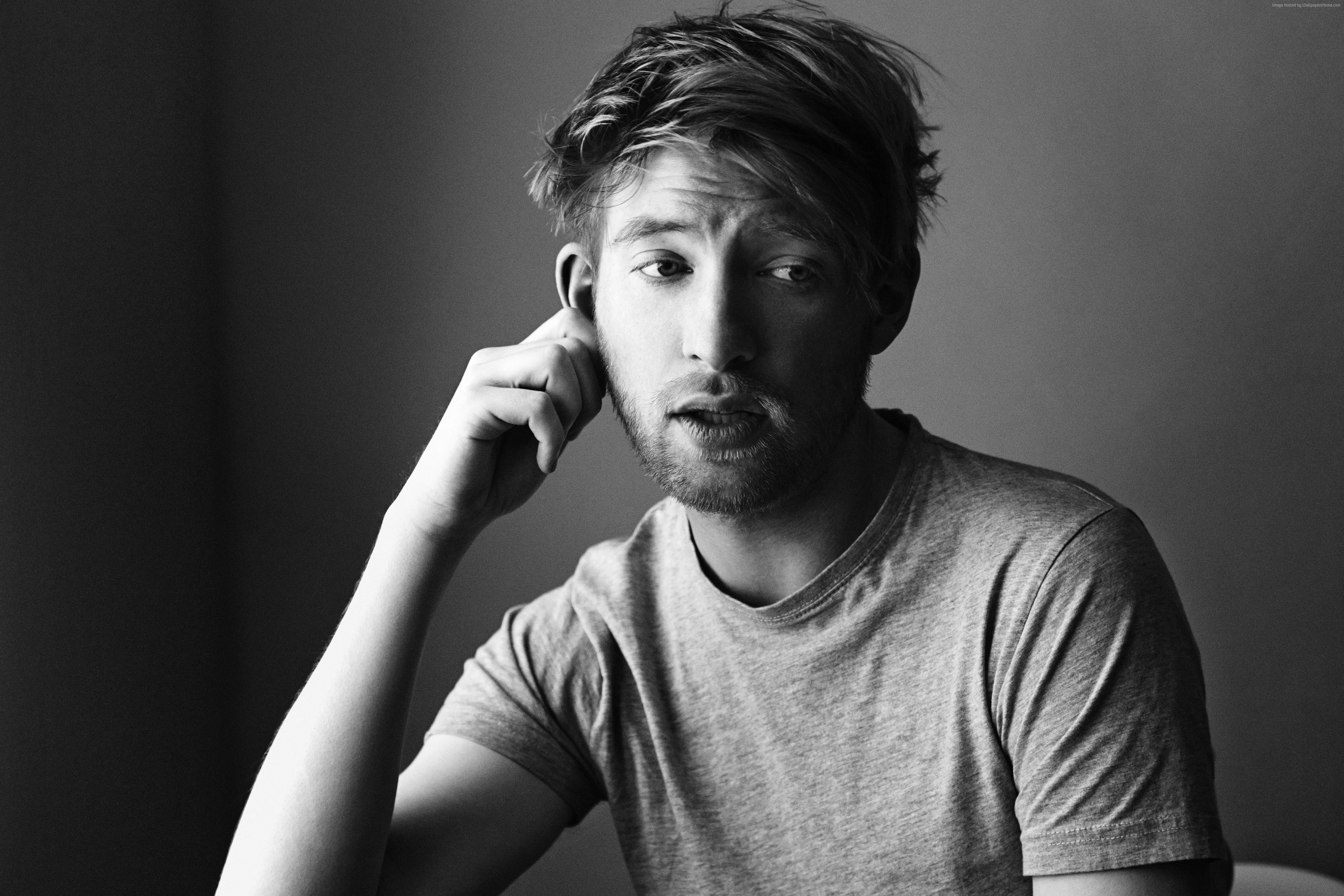 Domhnall Gleeson in 4K HD Wallpaper