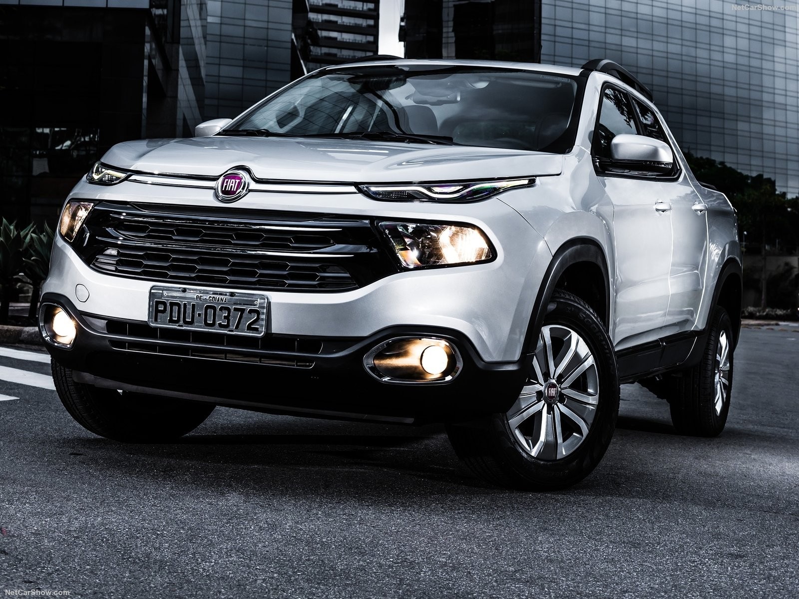 Fiat Toro pickup truck on a city street HD Wallpaper