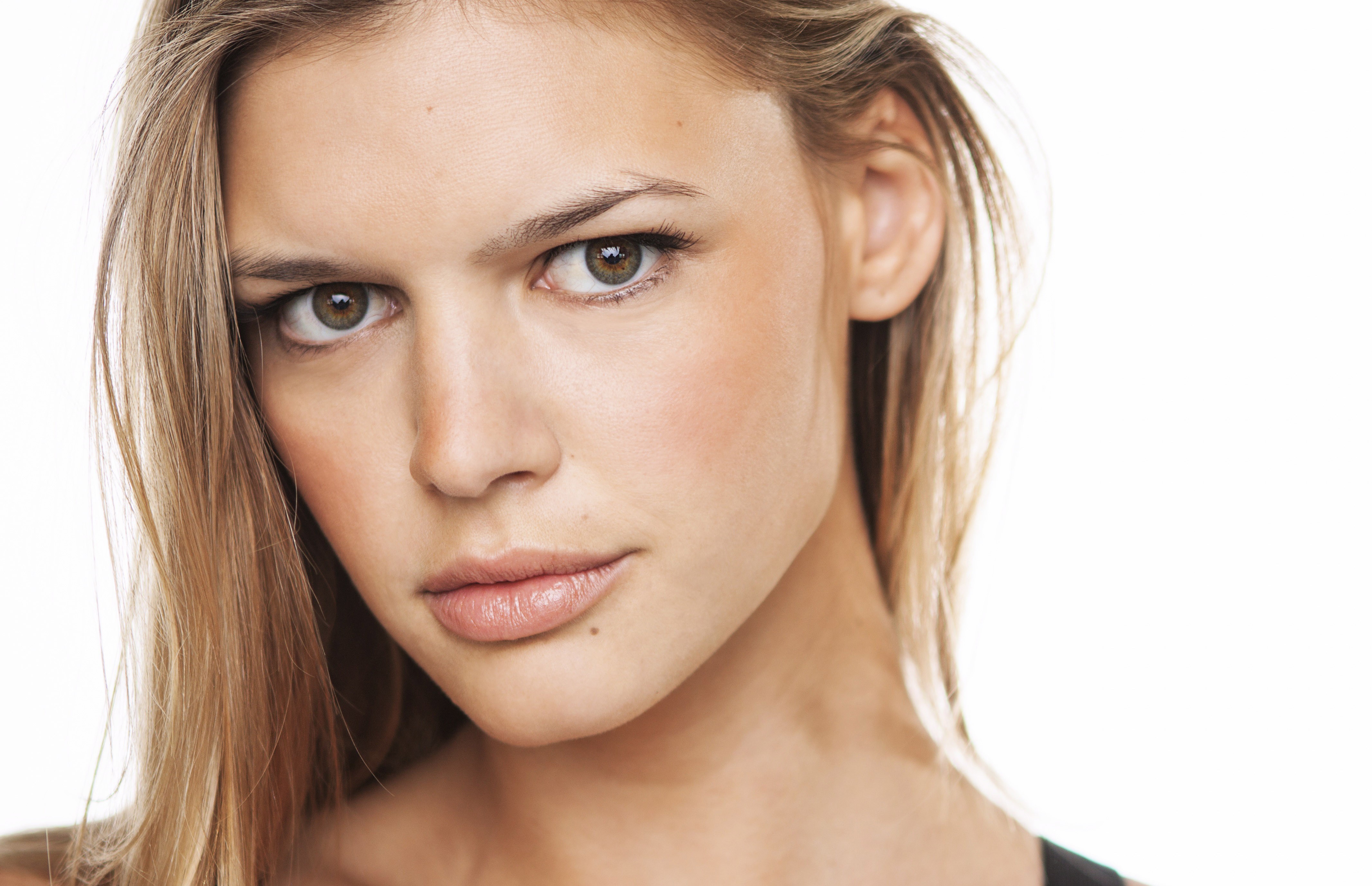 Kelly Rohrbach portrait HD Wallpaper