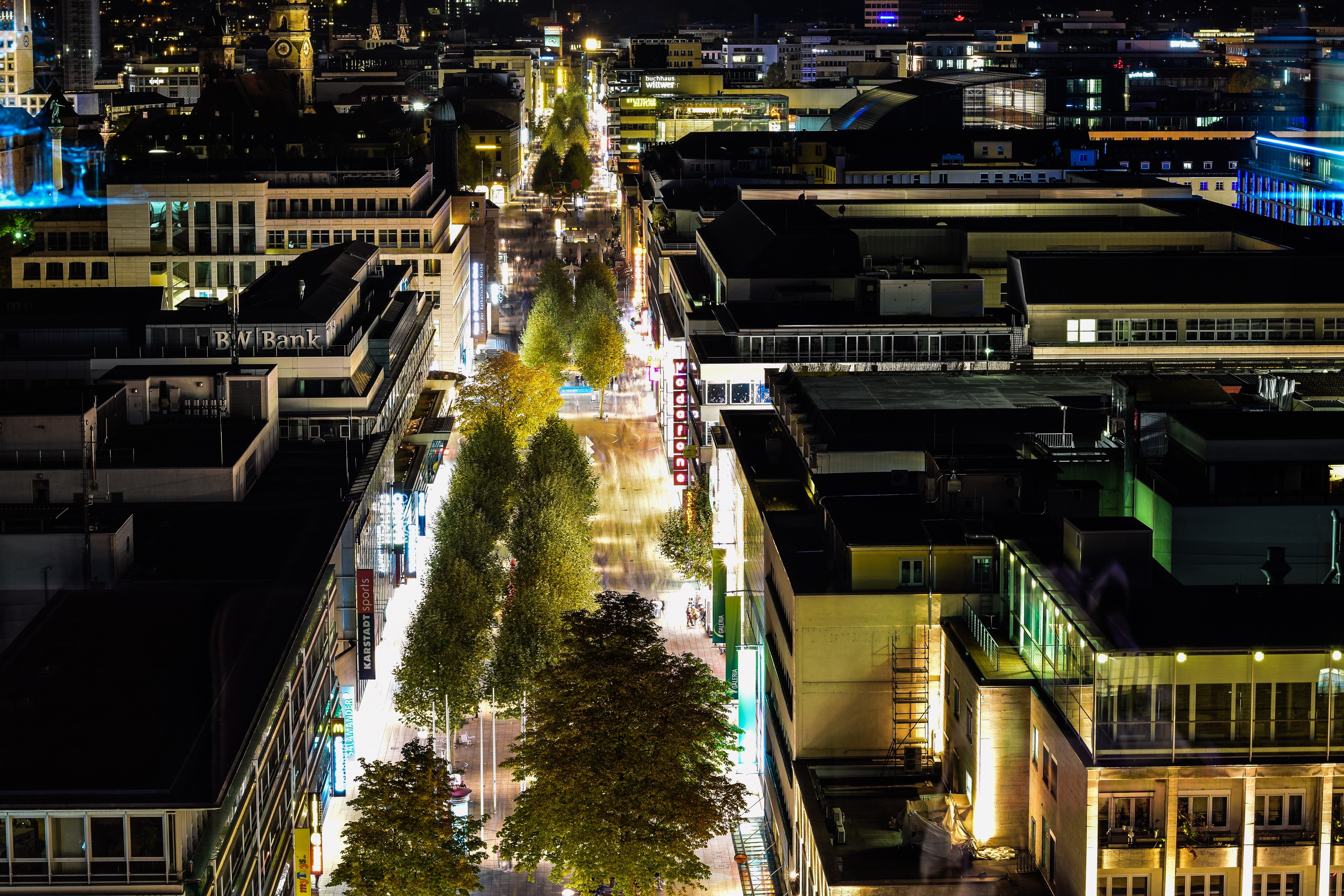 Cityscape at night with long exposure and reflections HD Wallpaper