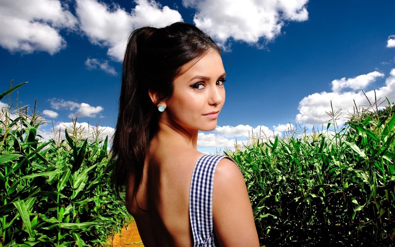 Nina Dobrev in a cornfield HD Wallpaper