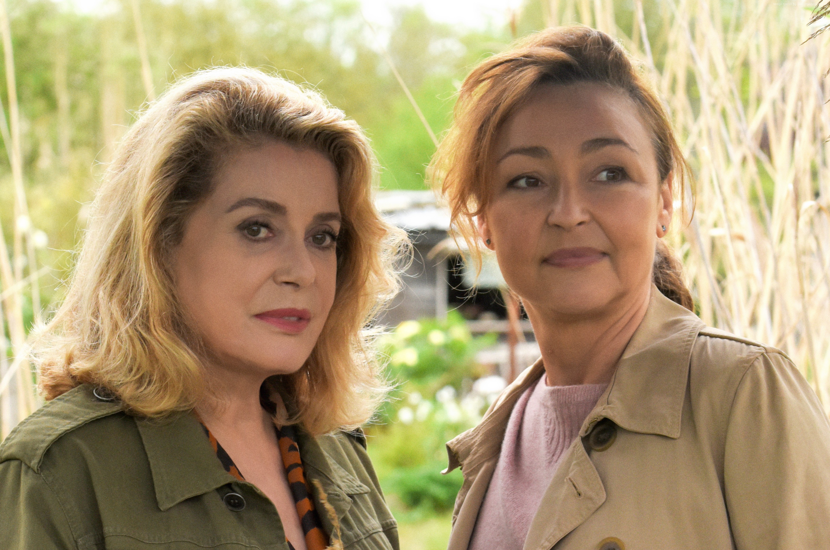 Catherine Deneuve and Catherine Frot in 4K HD Wallpaper