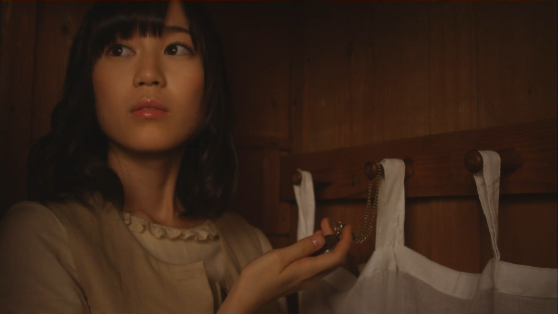 Girl from Nogizaka46 holding a pocket watch HD Wallpaper