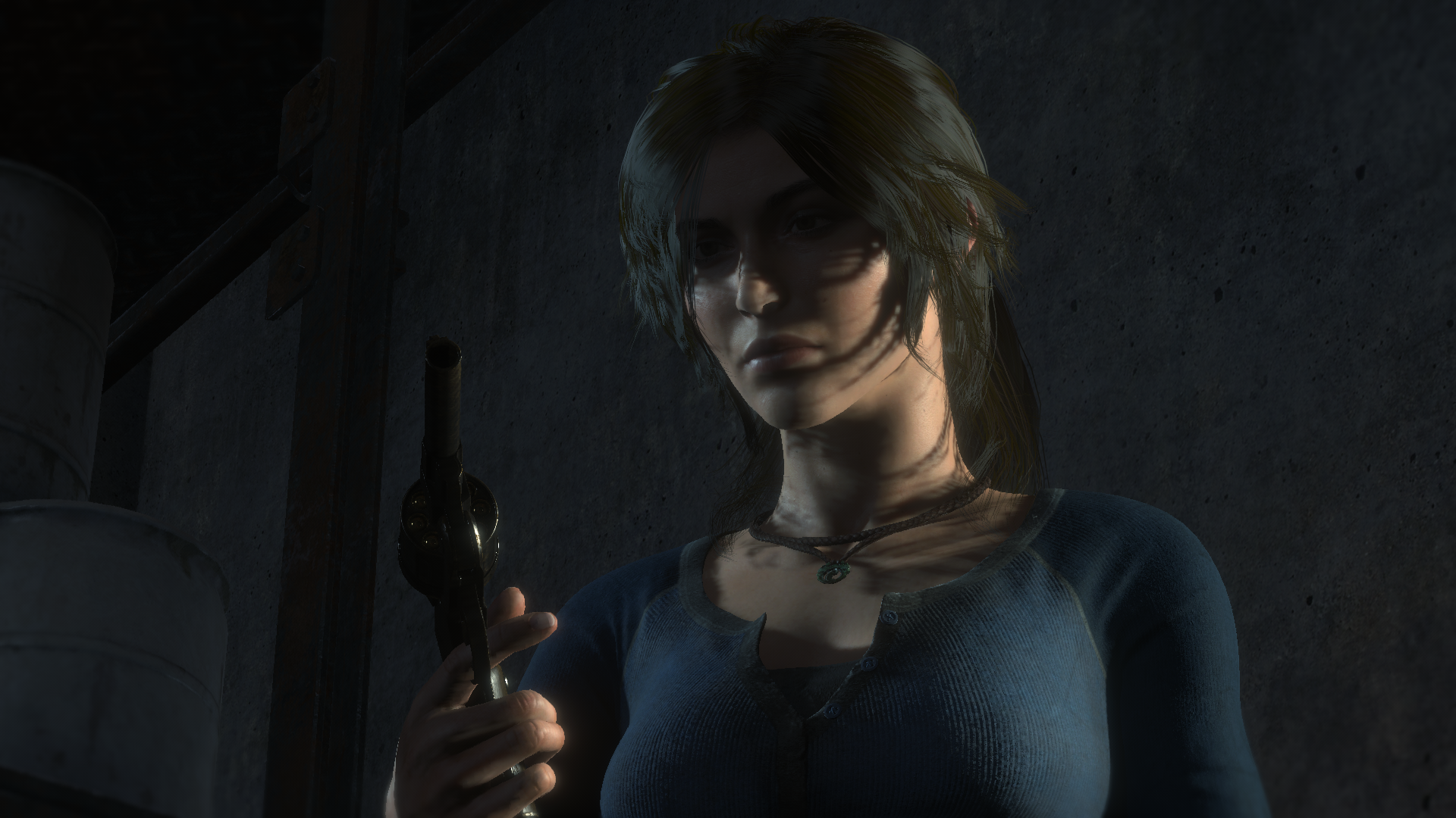 Lara Croft from Tomb Raider holding a gun HD Wallpaper