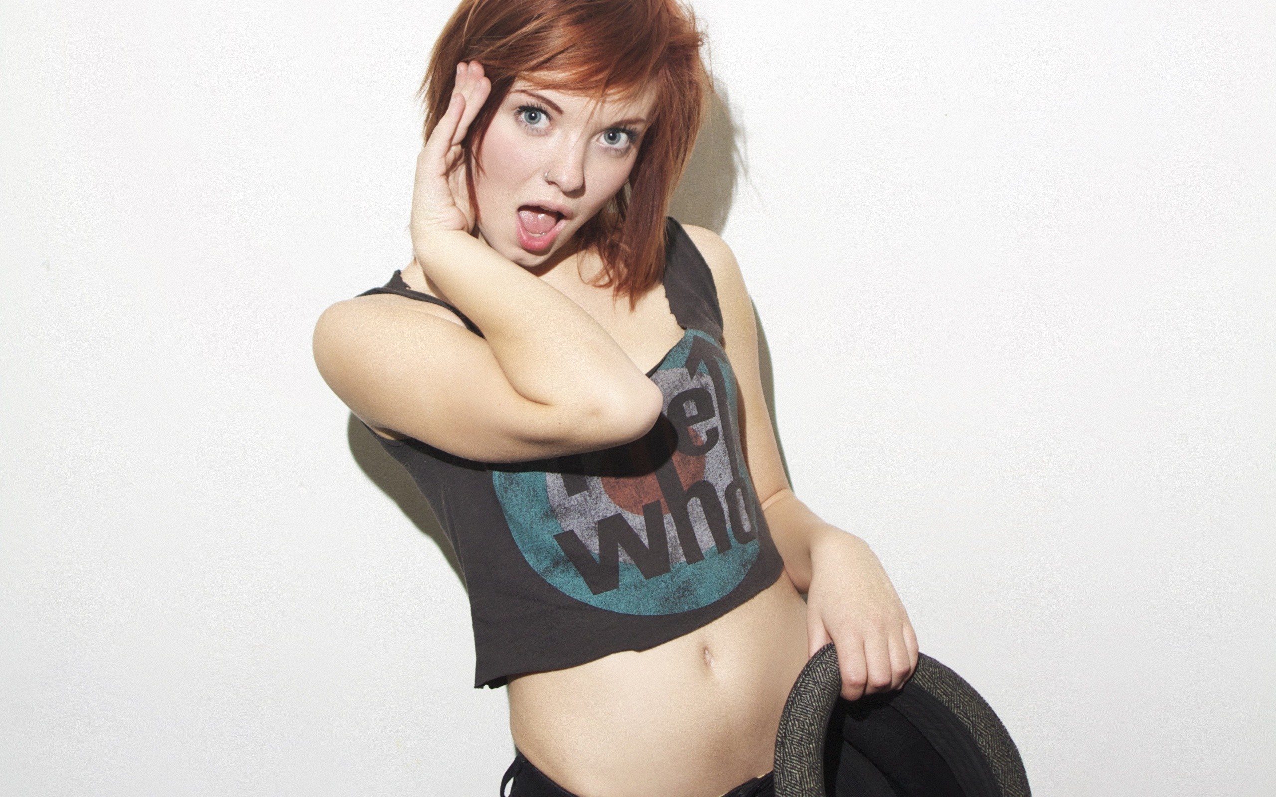 Redhead girl with nose ring and Who shirt HD Wallpaper