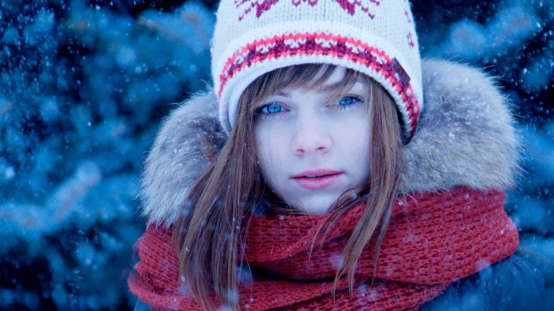 Woman with blue eyes in winter hat and scarf HD Wallpaper