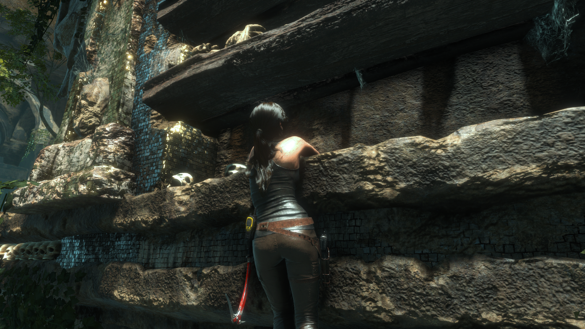 Lara Croft from Tomb Raider climbing rocks HD Wallpaper
