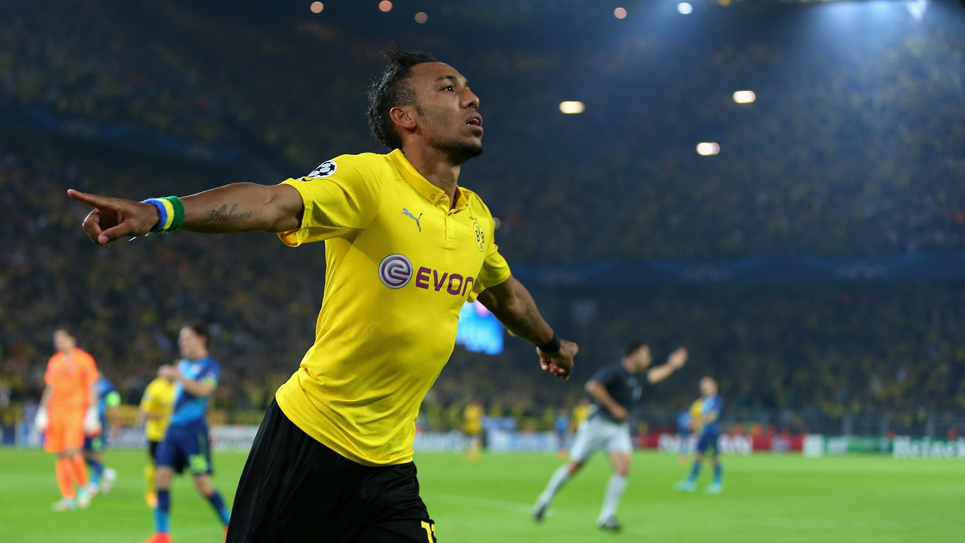 Pierre Emerick Aubameyang of Borussia Dortmund celebrating HD Wallpaper