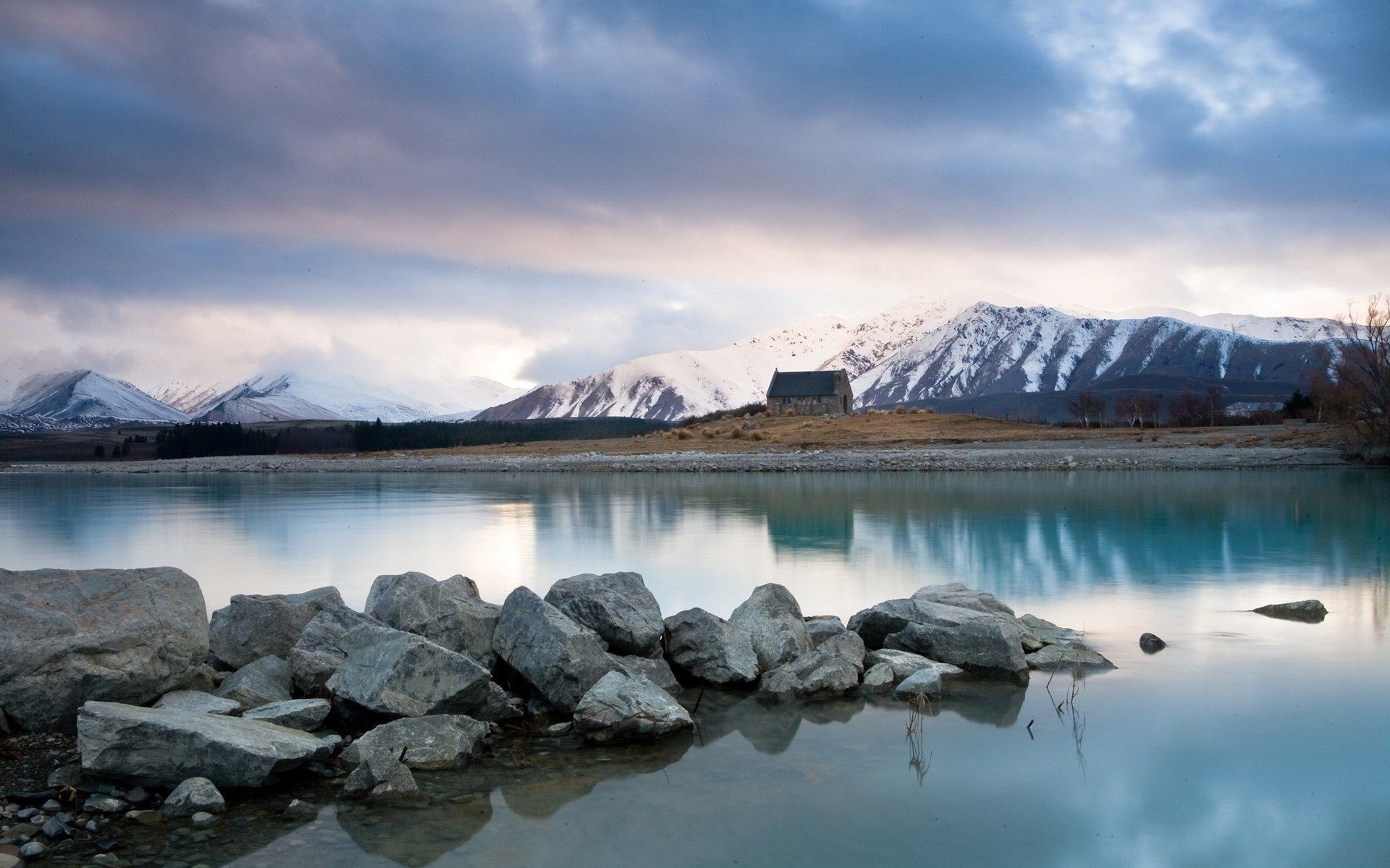Church of the Good Shepherd, Lake Tekapo, New Zealand HD Wallpaper