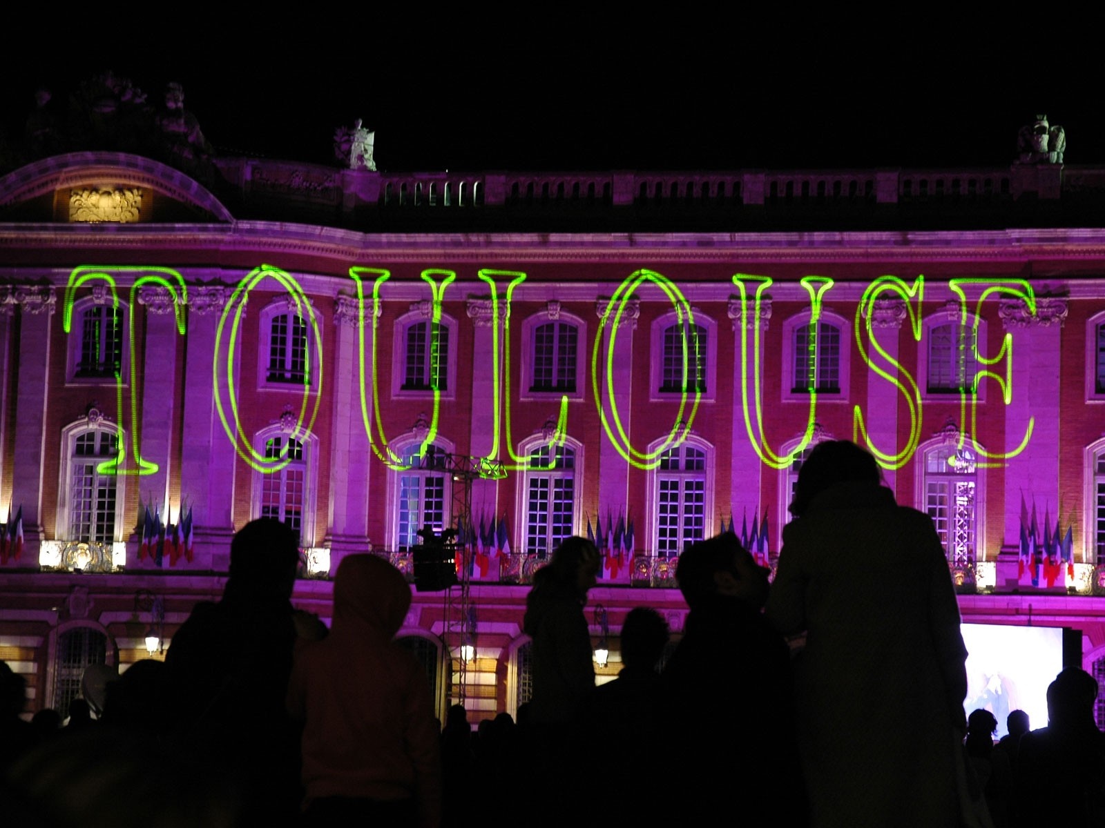 Toulouse illuminated at night HD Wallpaper