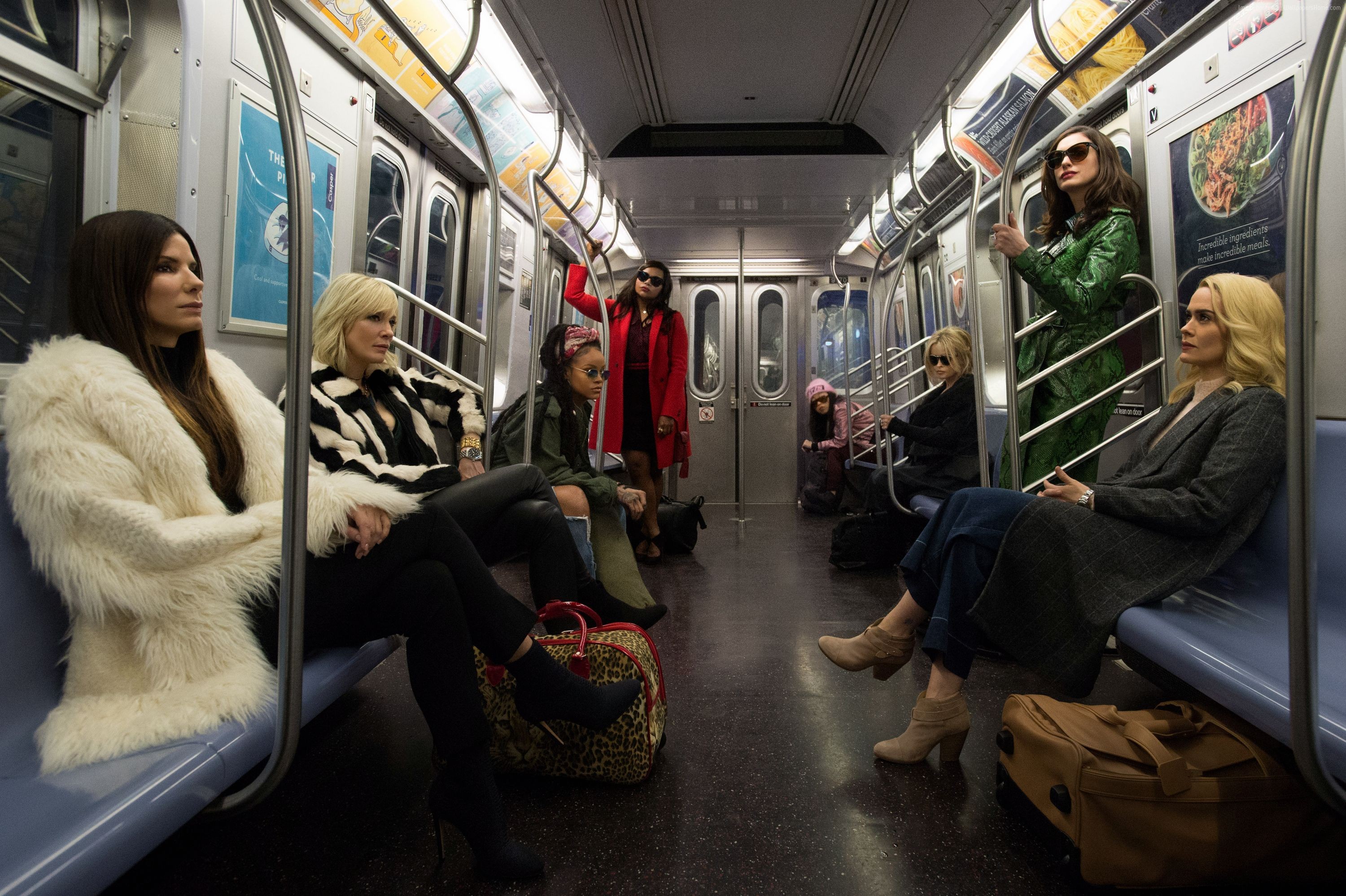 Oceans 8 cast on a subway train HD Wallpaper