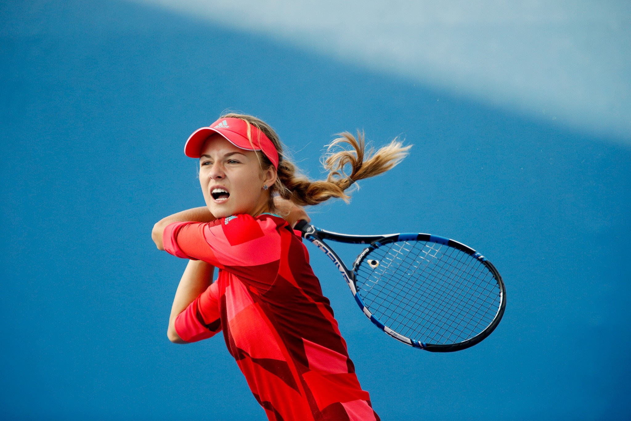 Anna Kalinskaya playing tennis HD Wallpaper