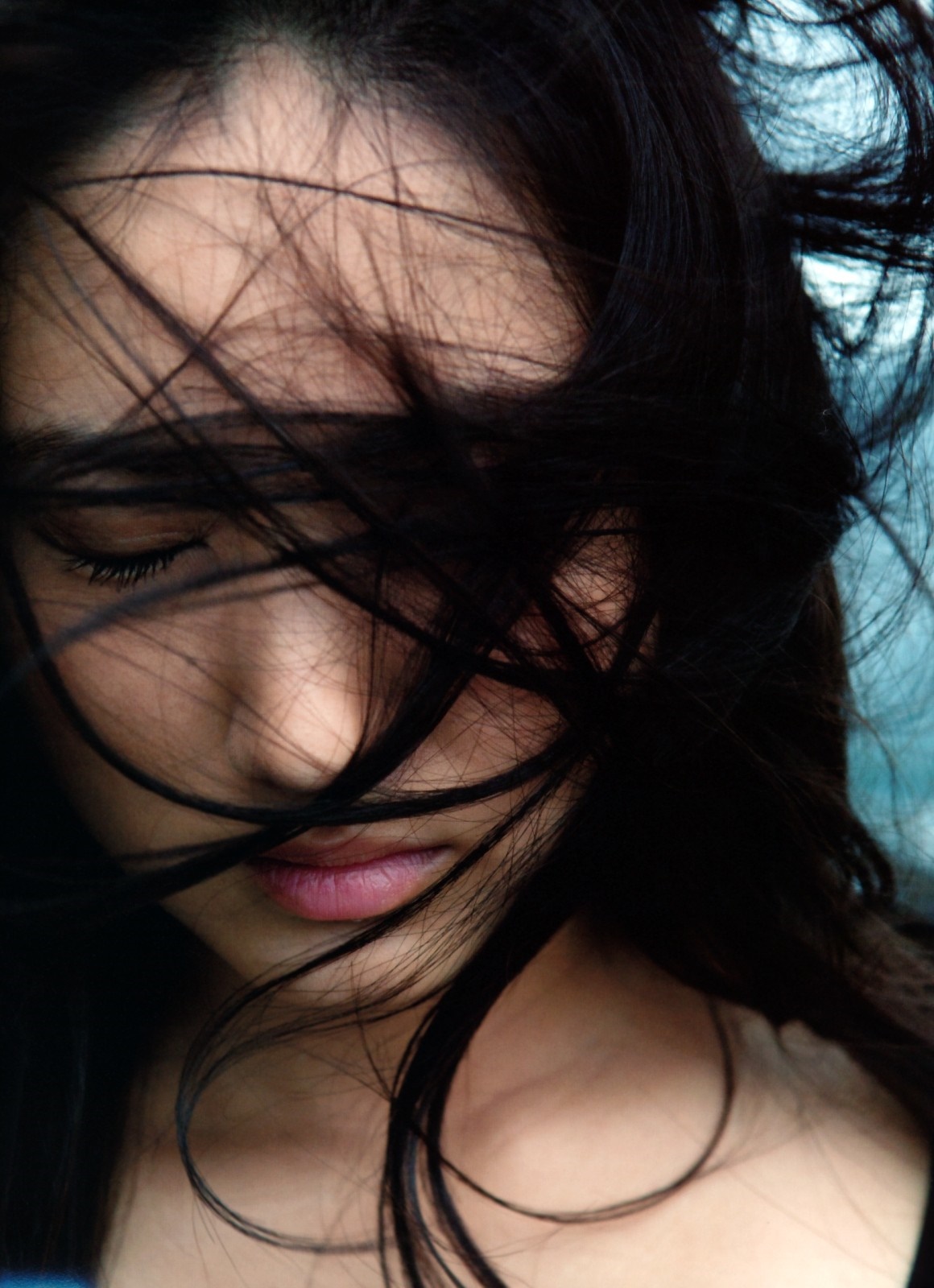 Close up portrait of a woman with black hair HD Wallpaper