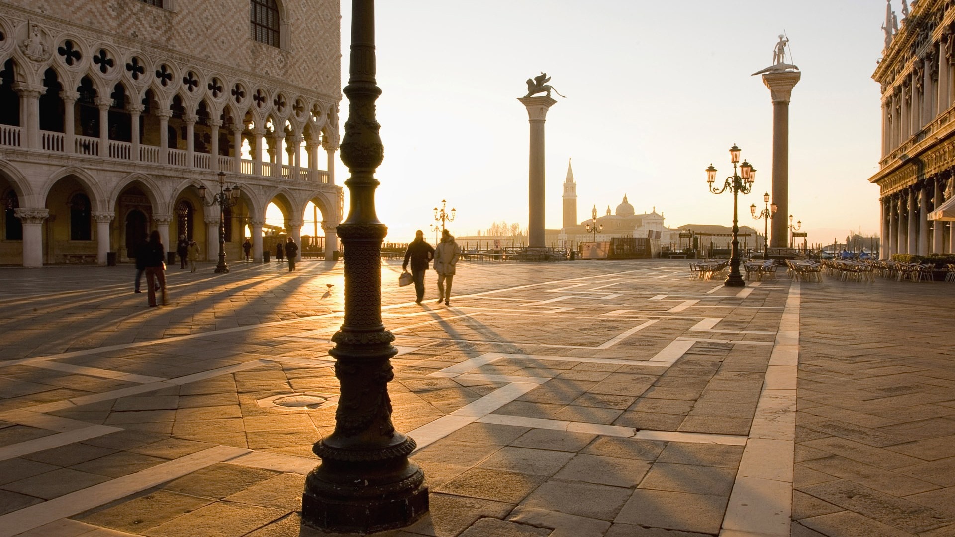 Piazza San Marco, Venice, Italy at sunset HD Wallpaper
