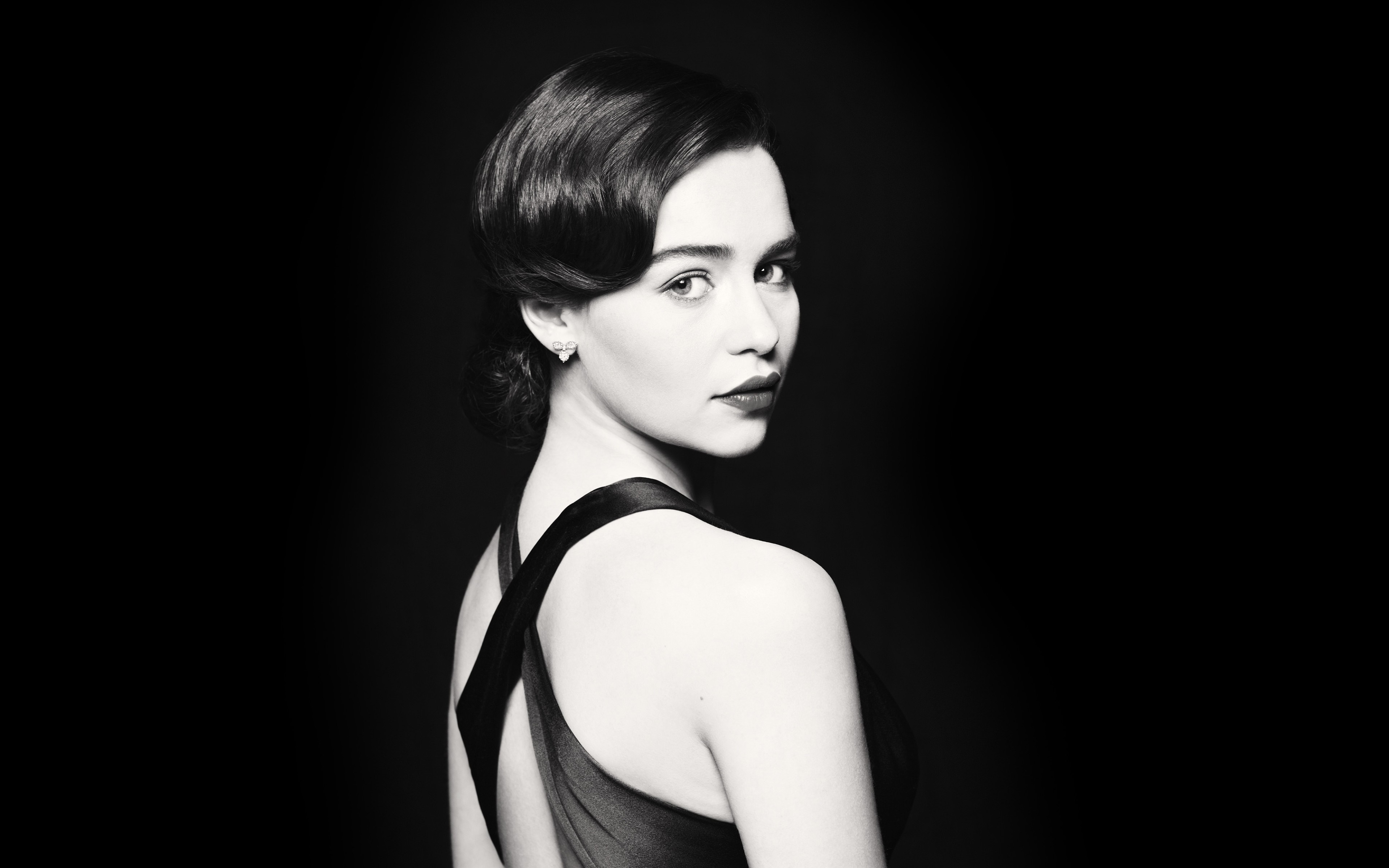 Emilia Clarke in Black and White Portrait HD Wallpaper