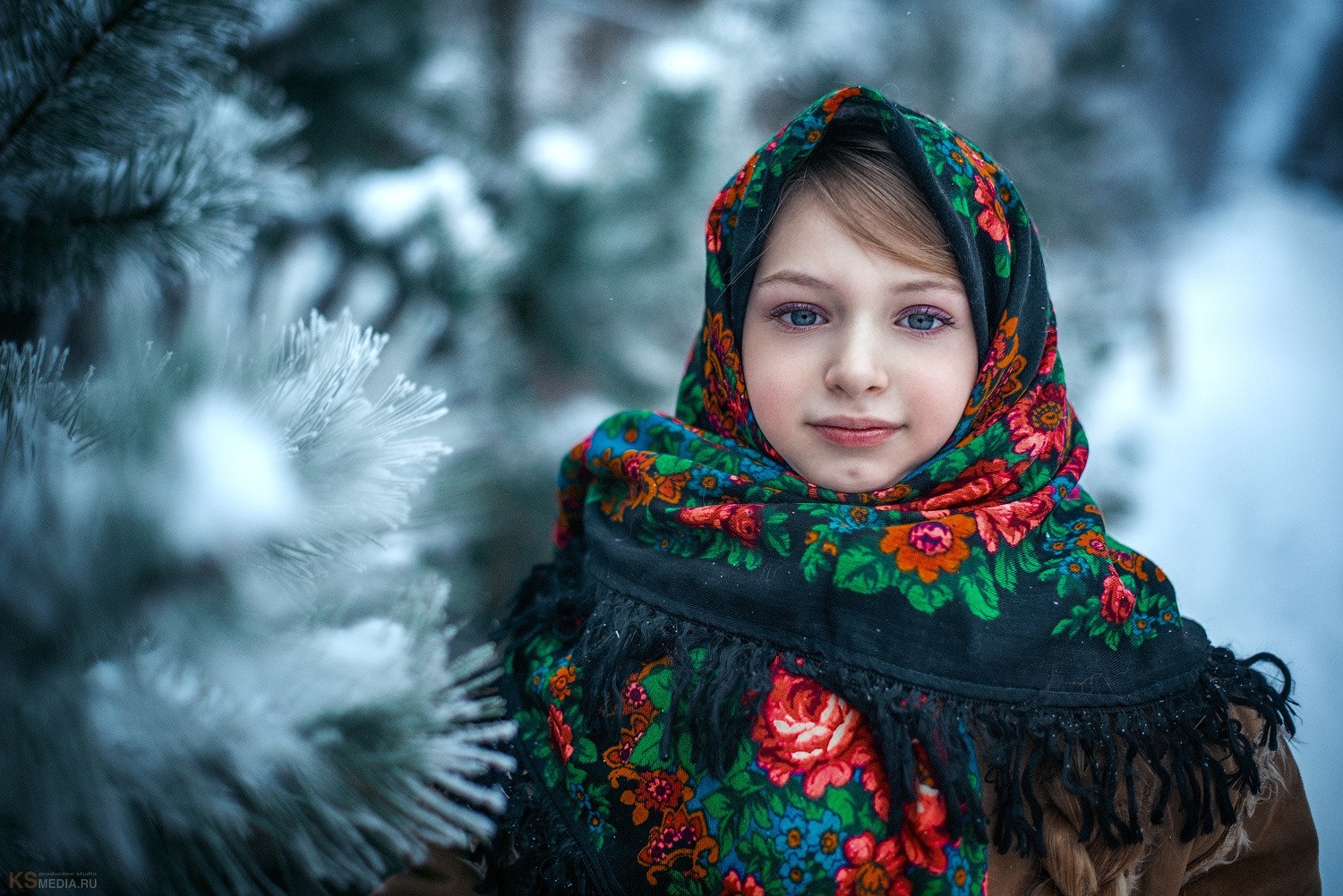 Girl in a colorful headscarf in winter HD Wallpaper