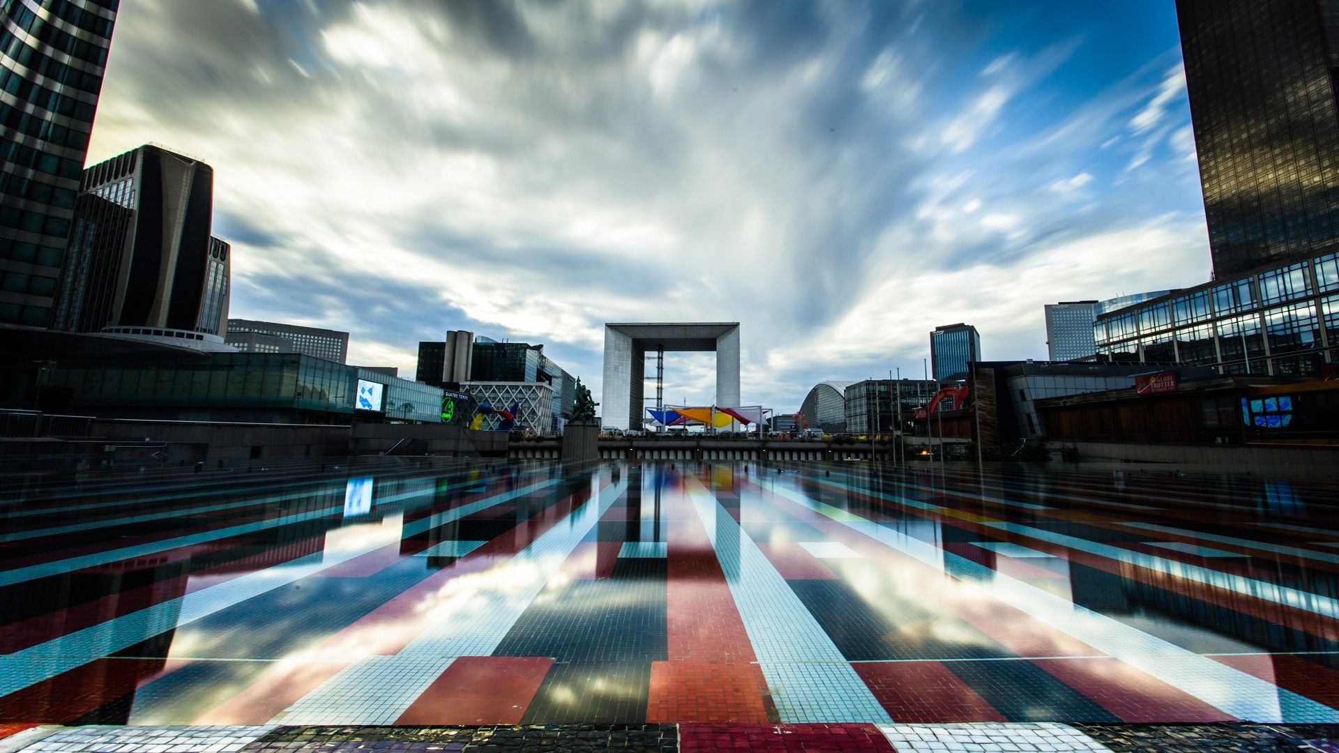 Grande Arche and La Defense cityscape with reflection HD Wallpaper