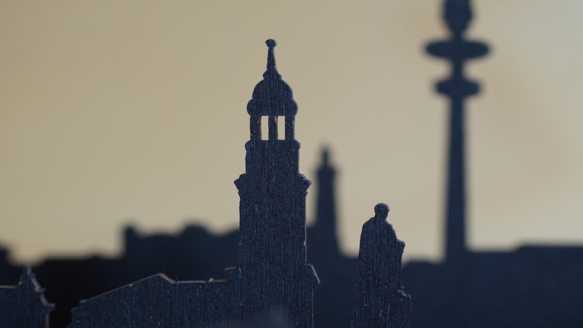City skyline silhouette at dusk HD Wallpaper