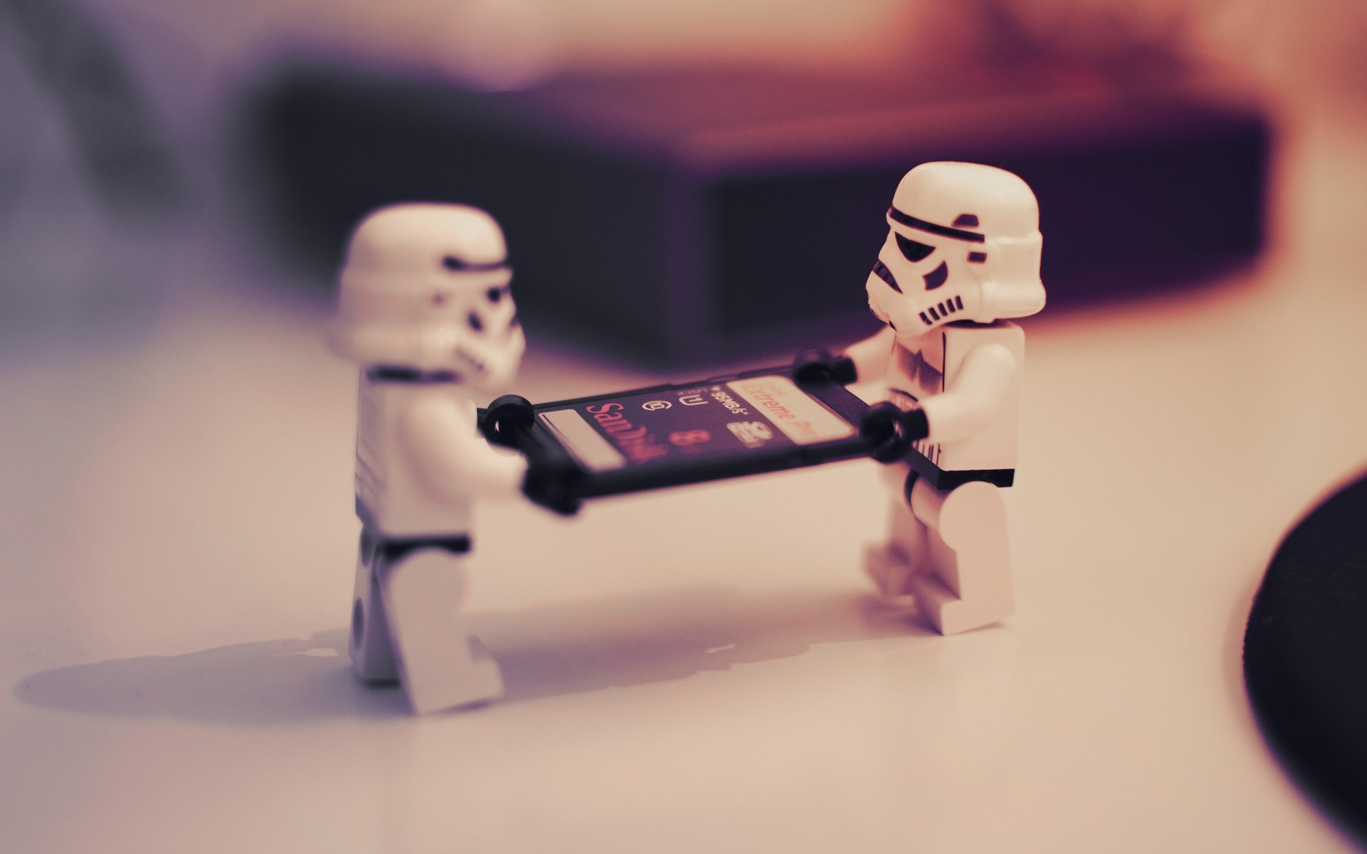 LEGO Star Wars Stormtroopers holding a memory card HD Wallpaper