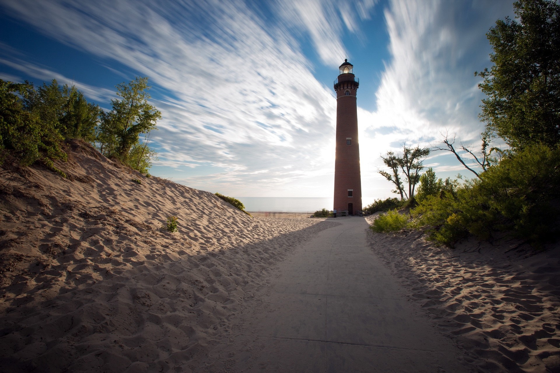Little Sable Point Lighthouse on Lake Michigan Shore HD Wallpaper