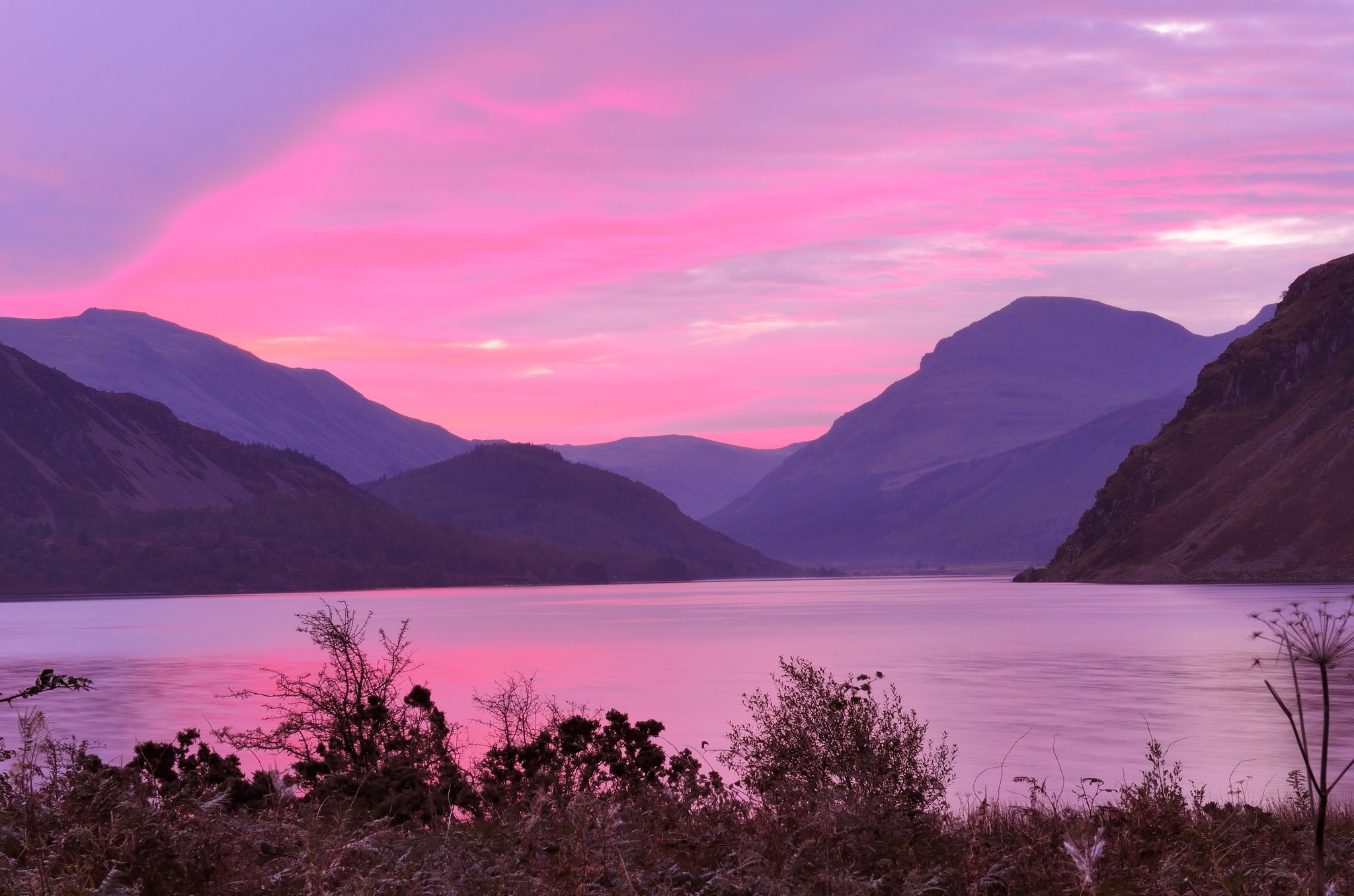 Purple sunset over a lake and mountains HD Wallpaper