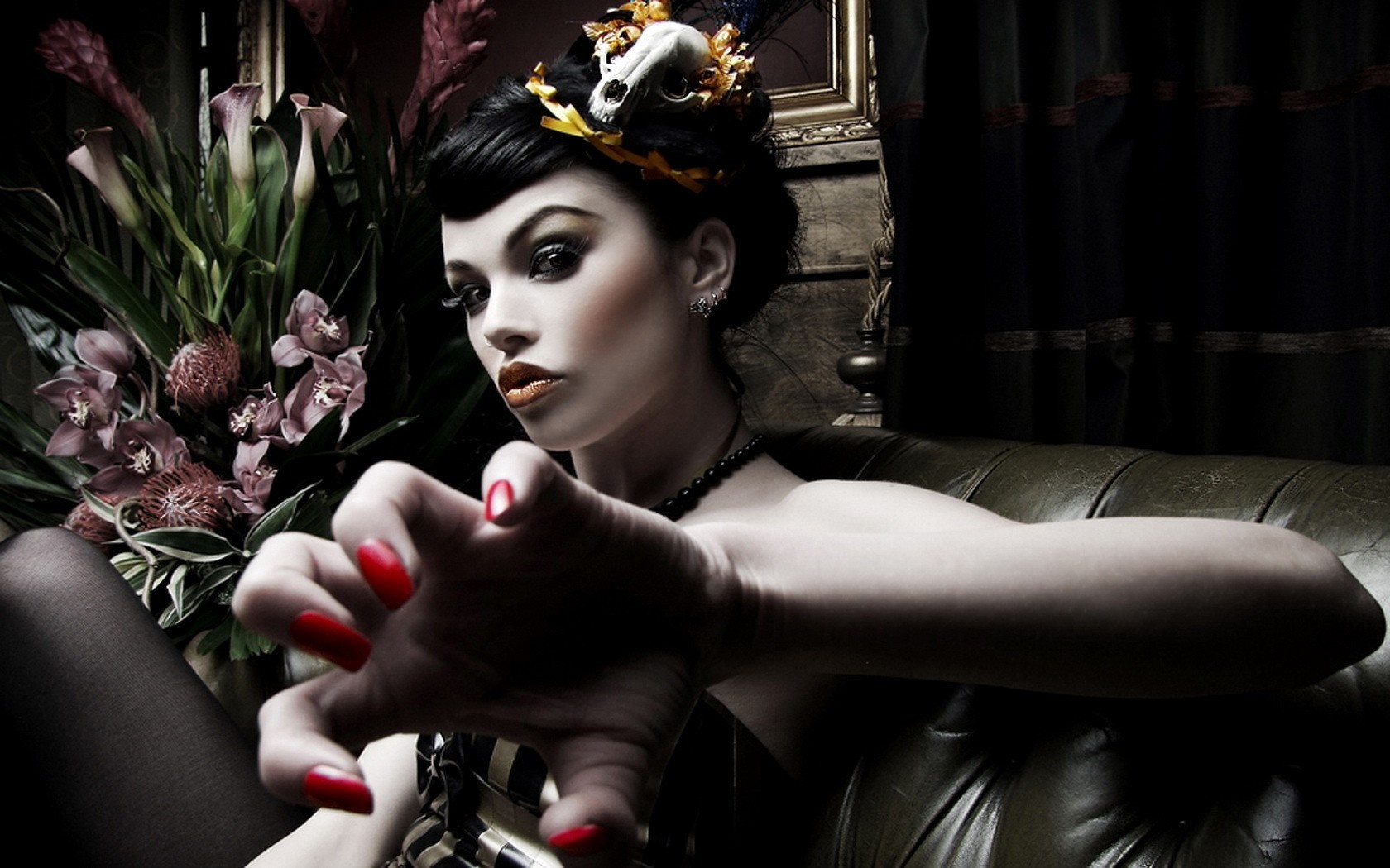 Woman with dramatic makeup and skull headdress HD Wallpaper