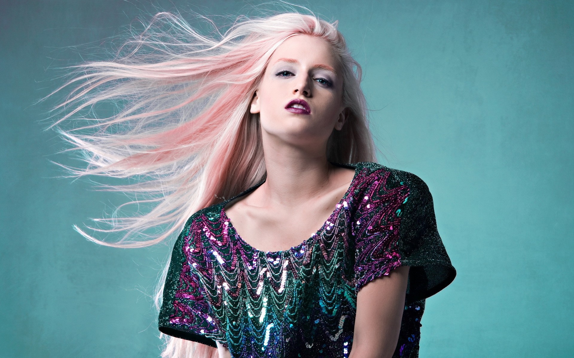 Woman with pink and blonde hair wearing a sequined top HD Wallpaper