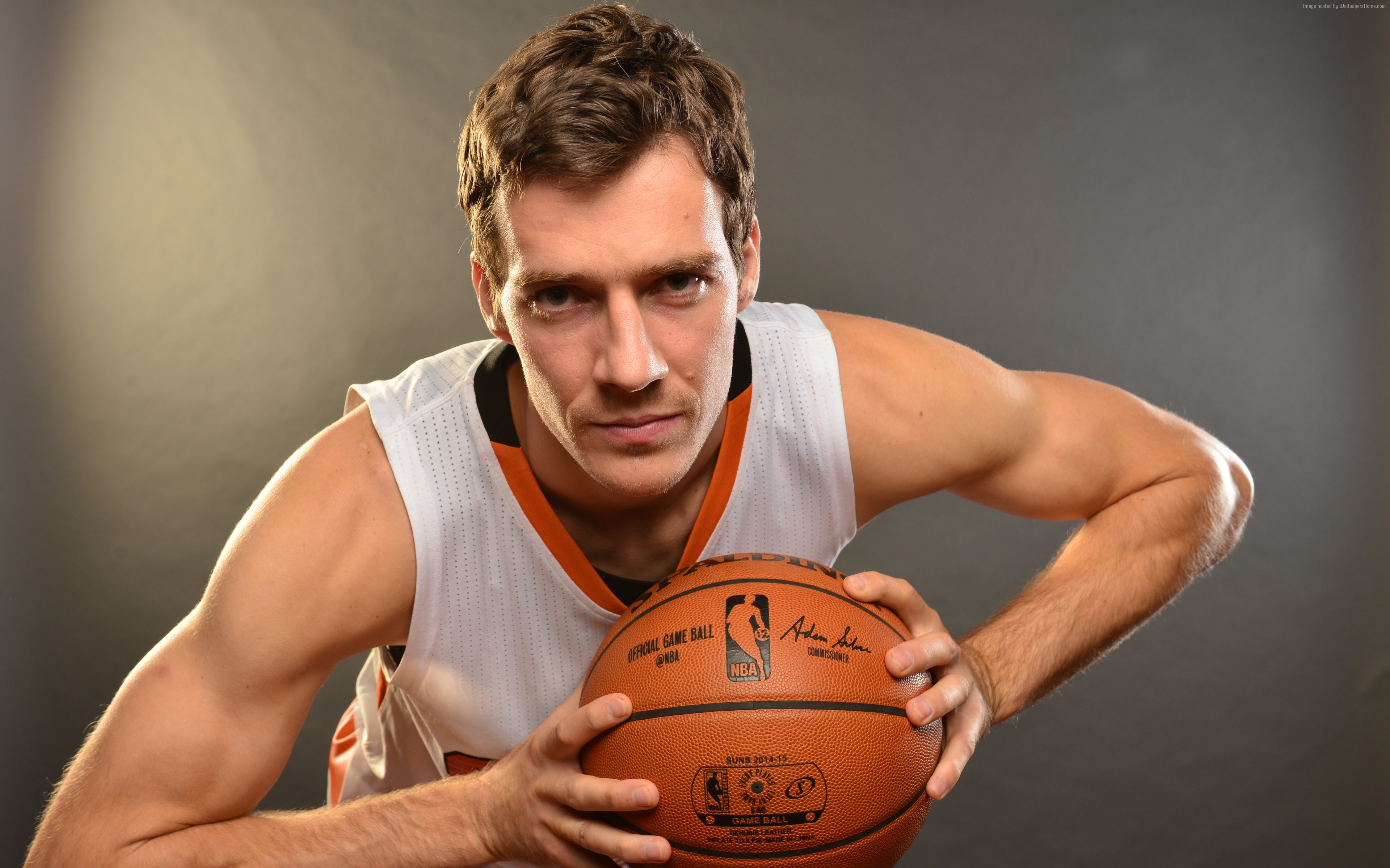 Goran Dragic from NBA Miami Heat holding a basketball HD Wallpaper