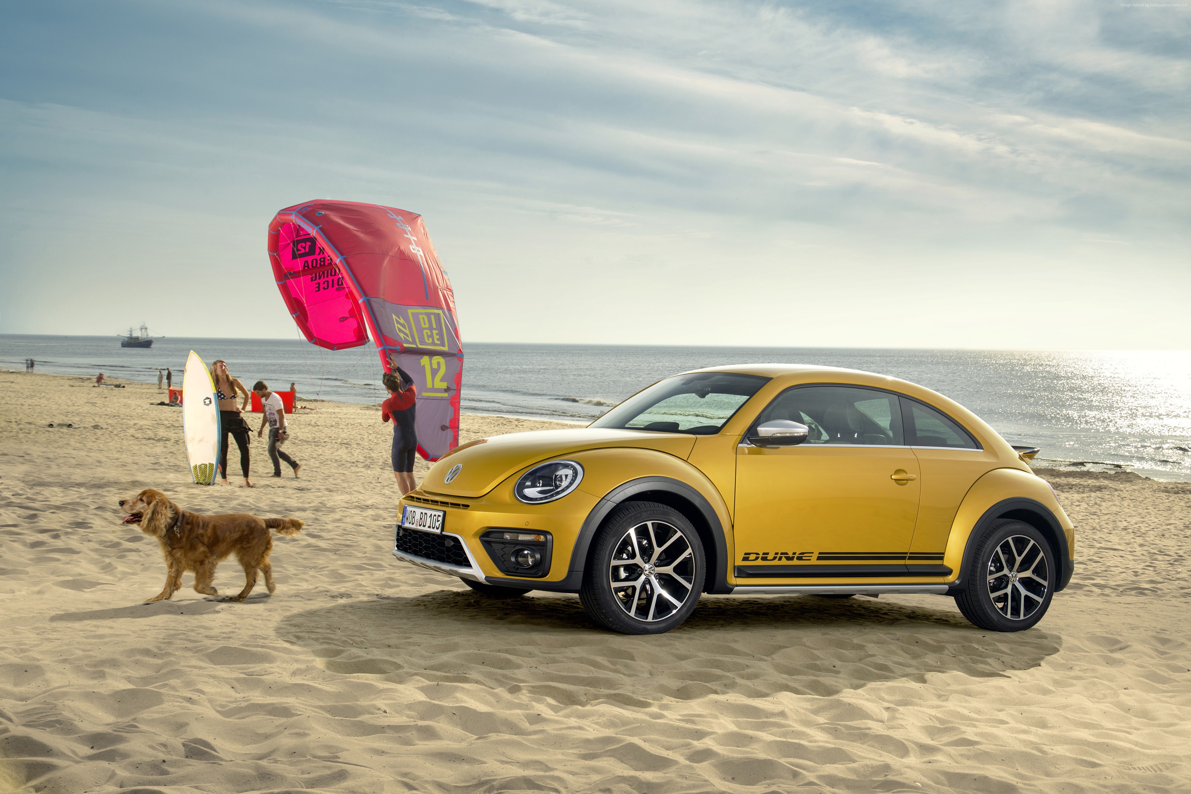 Volkswagen Beetle Dune on a beach with people and a dog HD Wallpaper