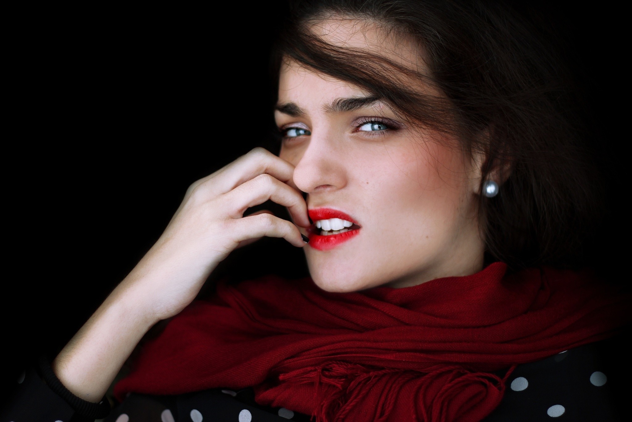 Woman with red scarf and red lipstick HD Wallpaper