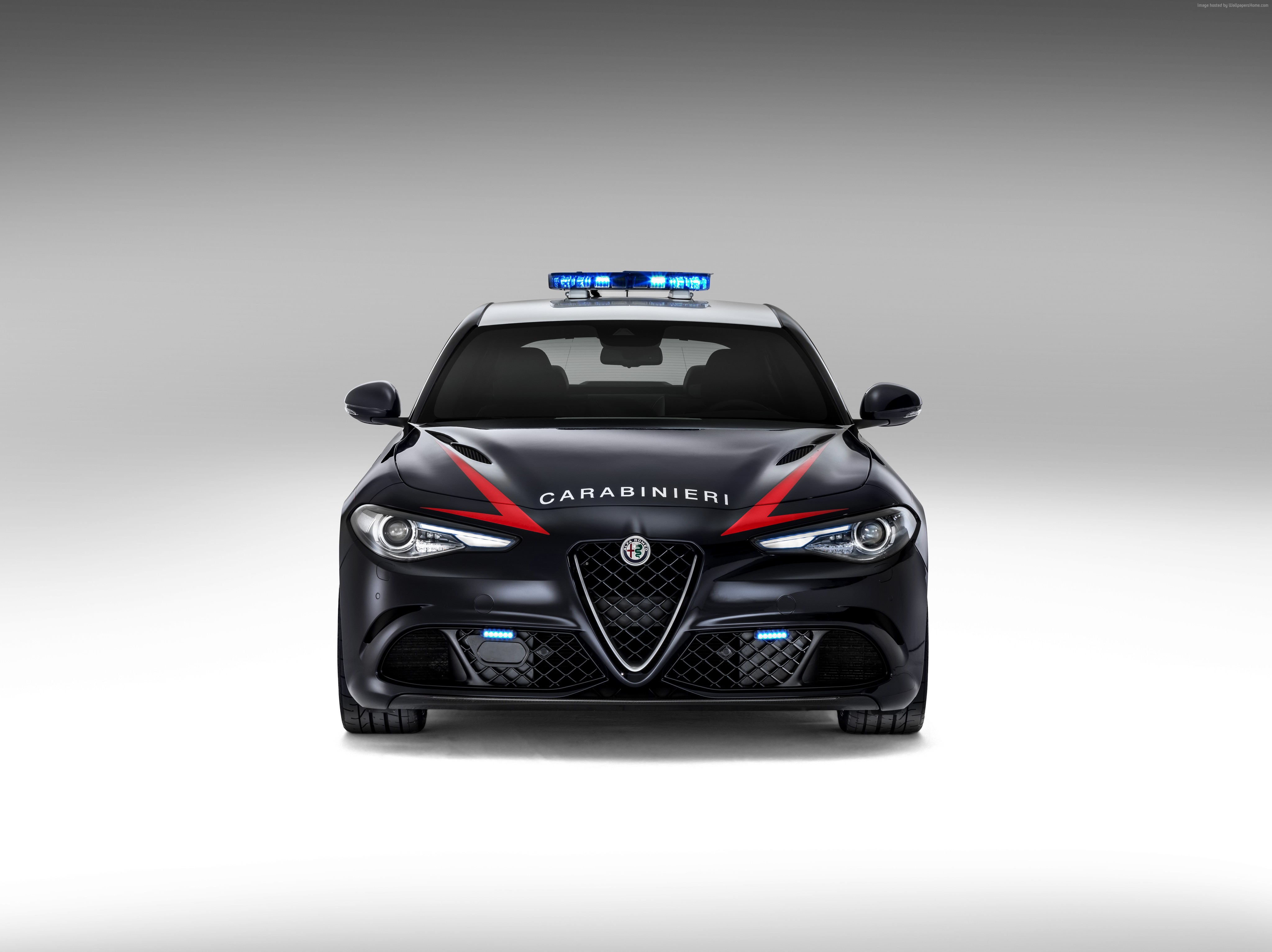 Alfa Romeo Giulia Quadrifoglio Carabinieri police car HD Wallpaper