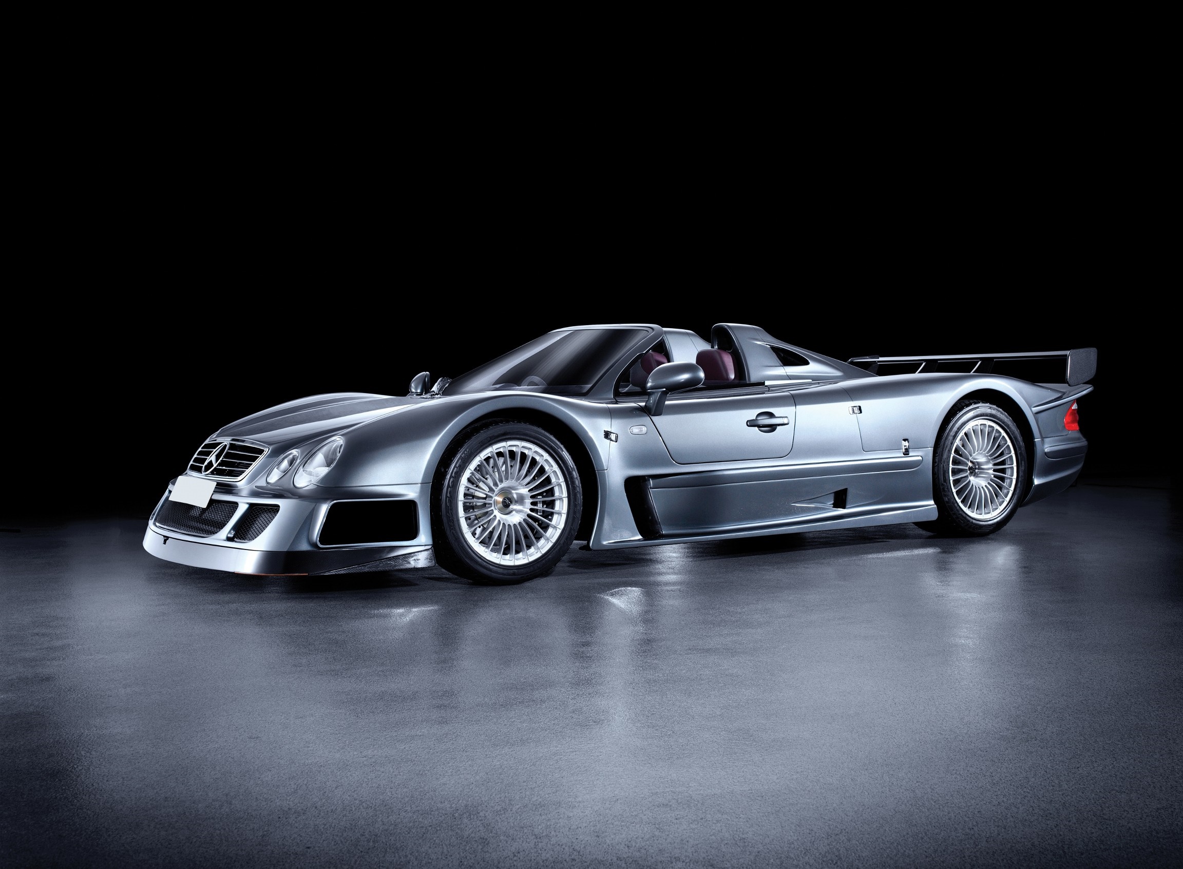 Mercedes-Benz CLK GTR Roadster HD Wallpaper