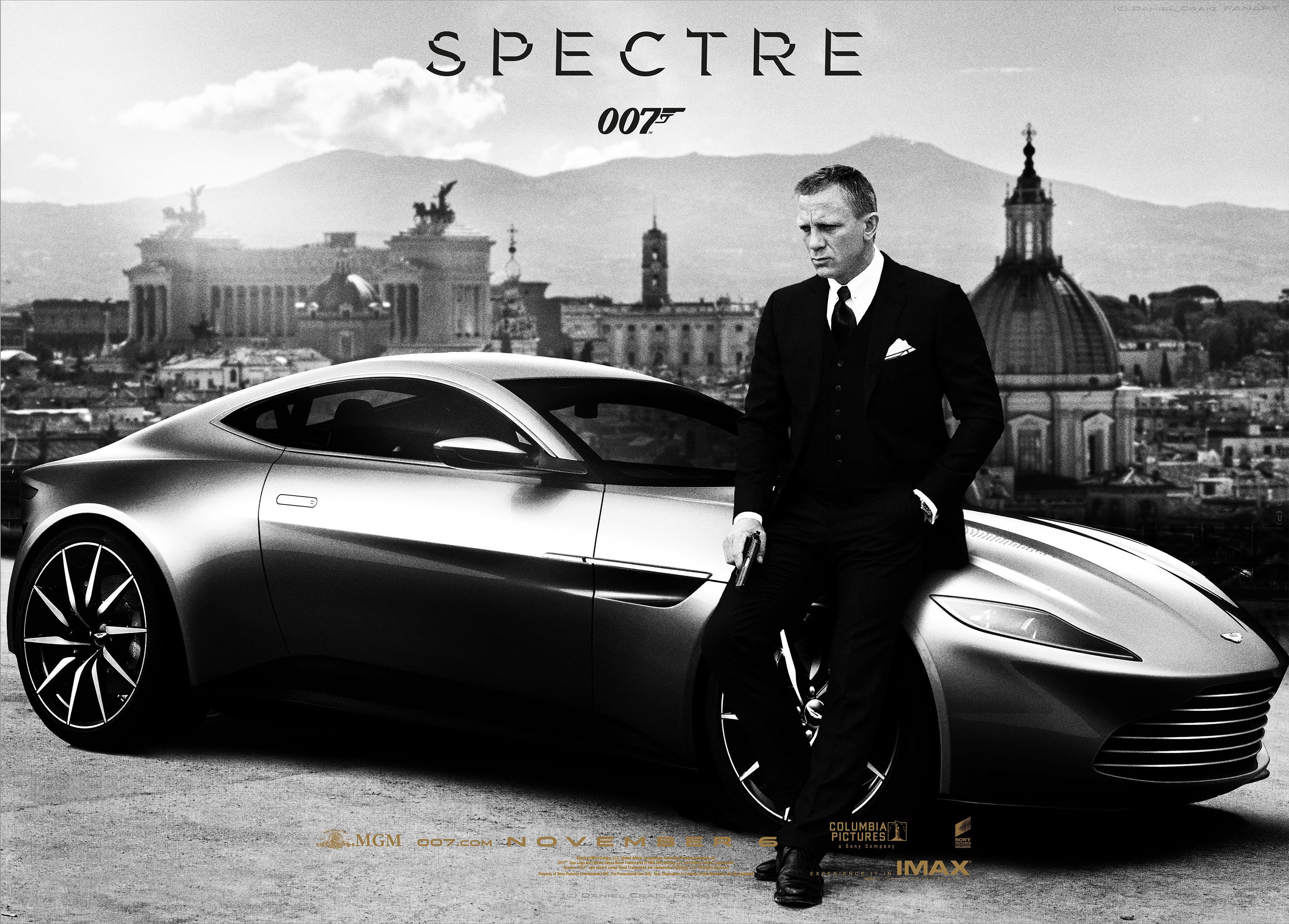 Spectre 007 Aston Martin with Daniel Craig HD Wallpaper