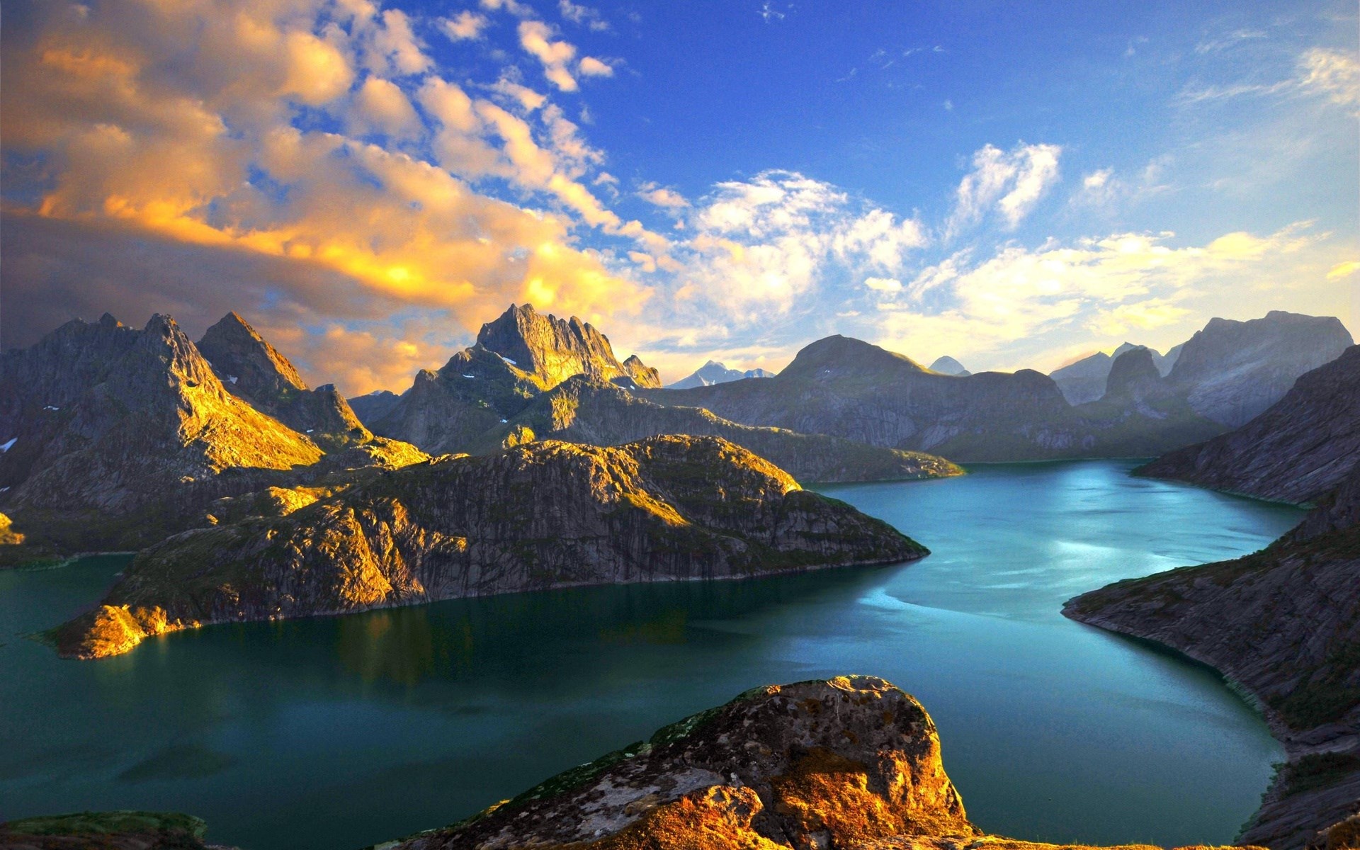 Mountain lake at sunset with dramatic clouds HD Wallpaper