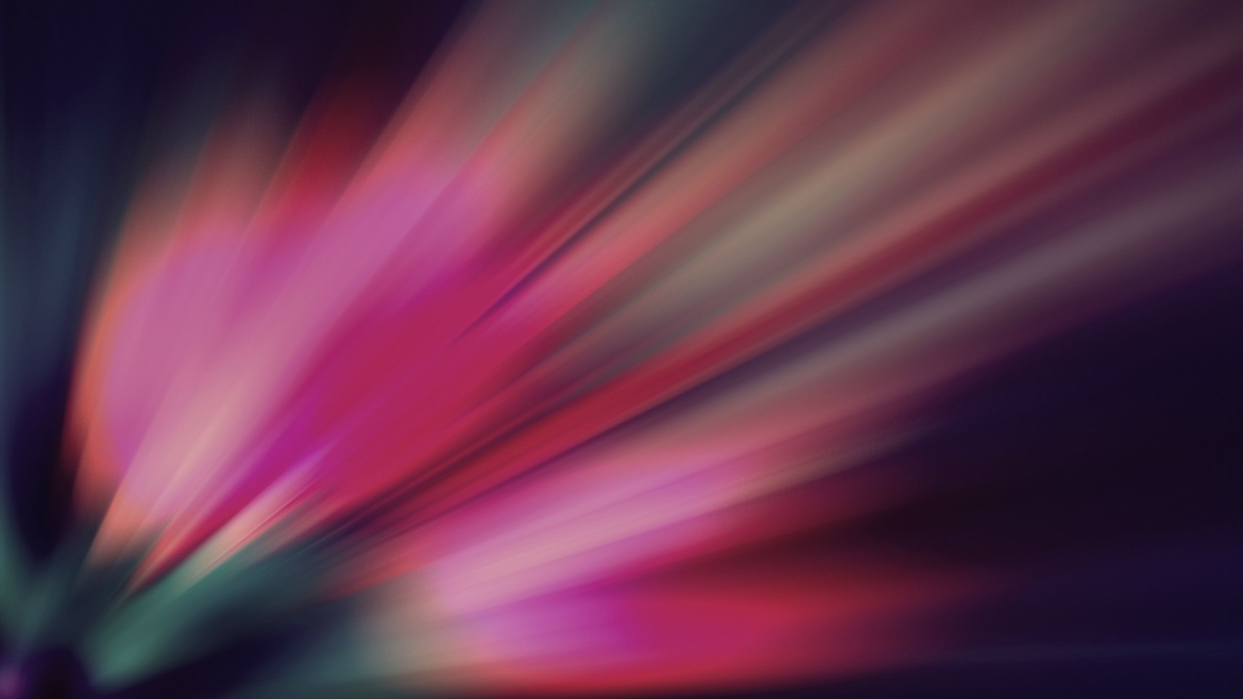 Abstract light streaks in pink and purple HD Wallpaper