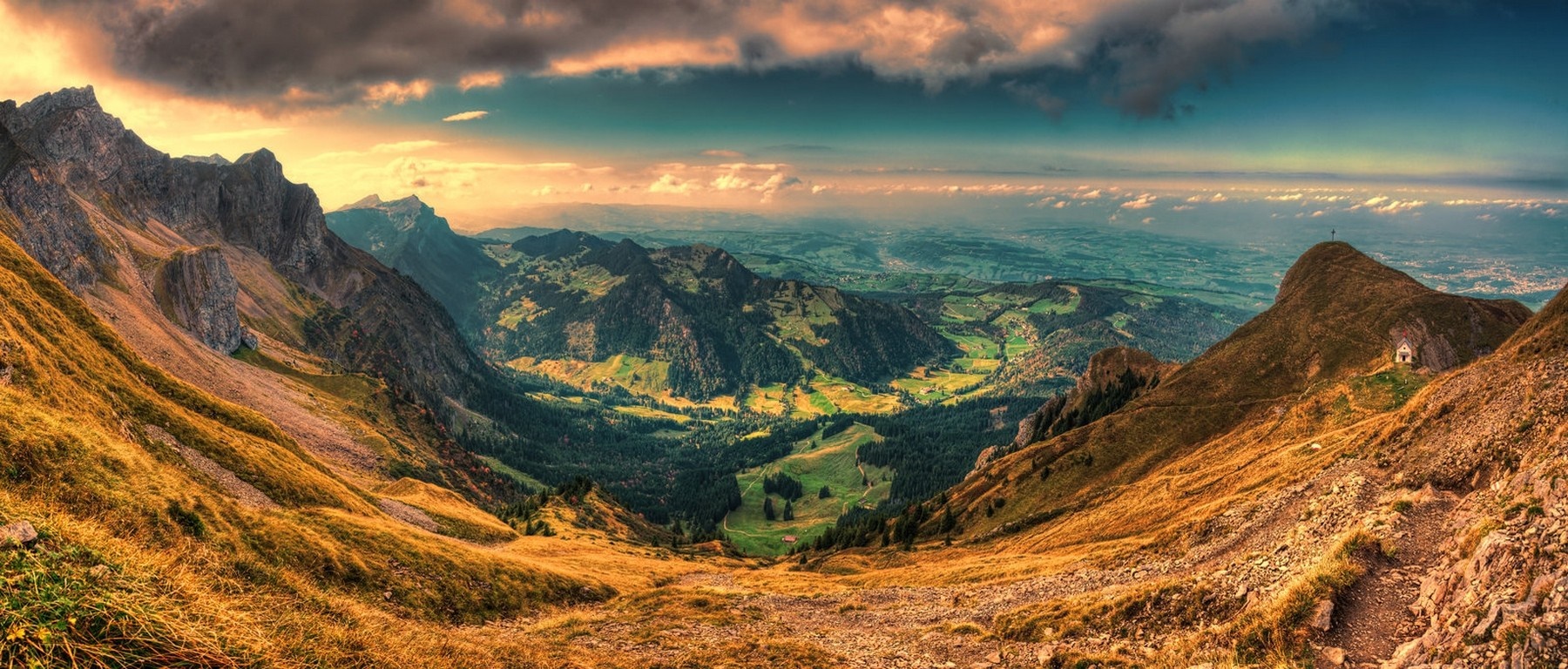 Panoramic mountain valley landscape in Switzerland during autumn HD Wallpaper