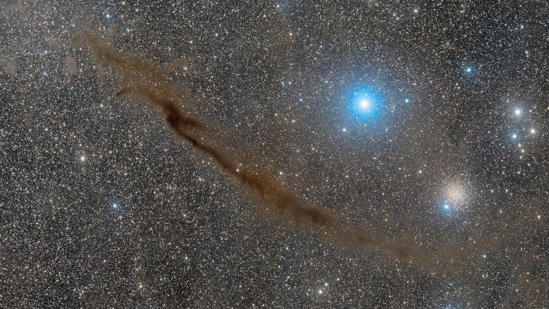 Dark Nebula and Stars in Space HD Wallpaper