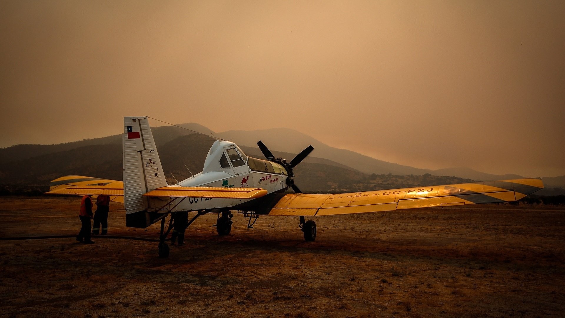 Agricultural airplane PZL Mielec M 18 Dromader CC PZJ HD Wallpaper