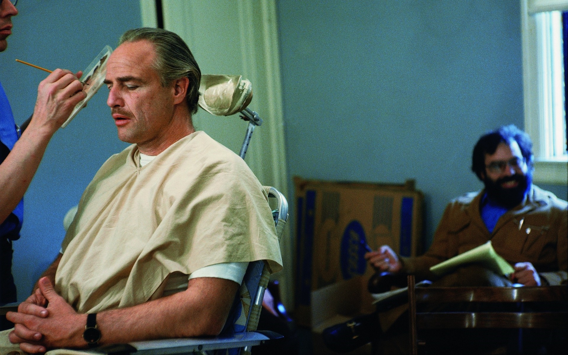 Marlon Brando as Vito Corleone with Francis Ford Coppola HD Wallpaper