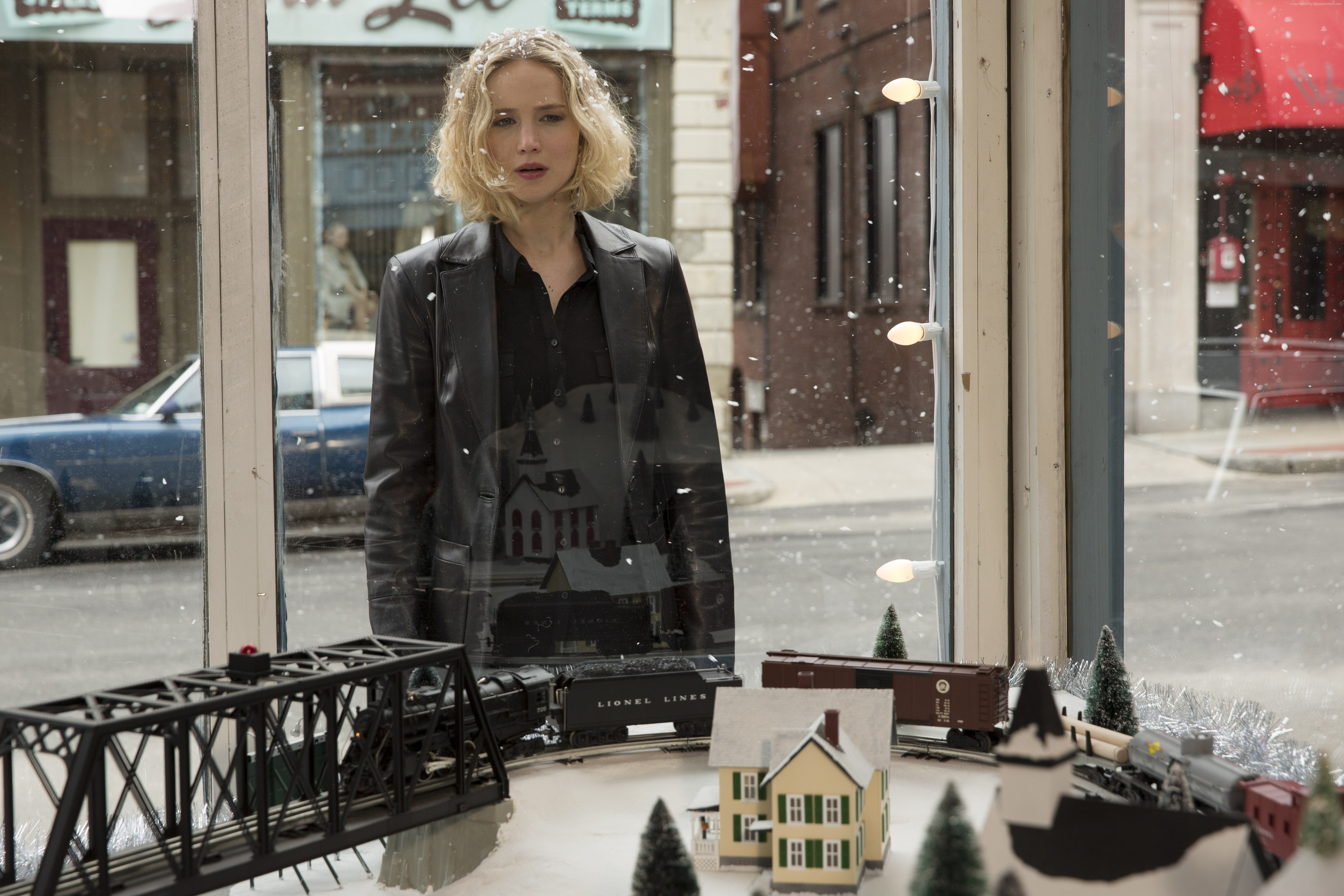 Jennifer Lawrence in Joy HD Wallpaper