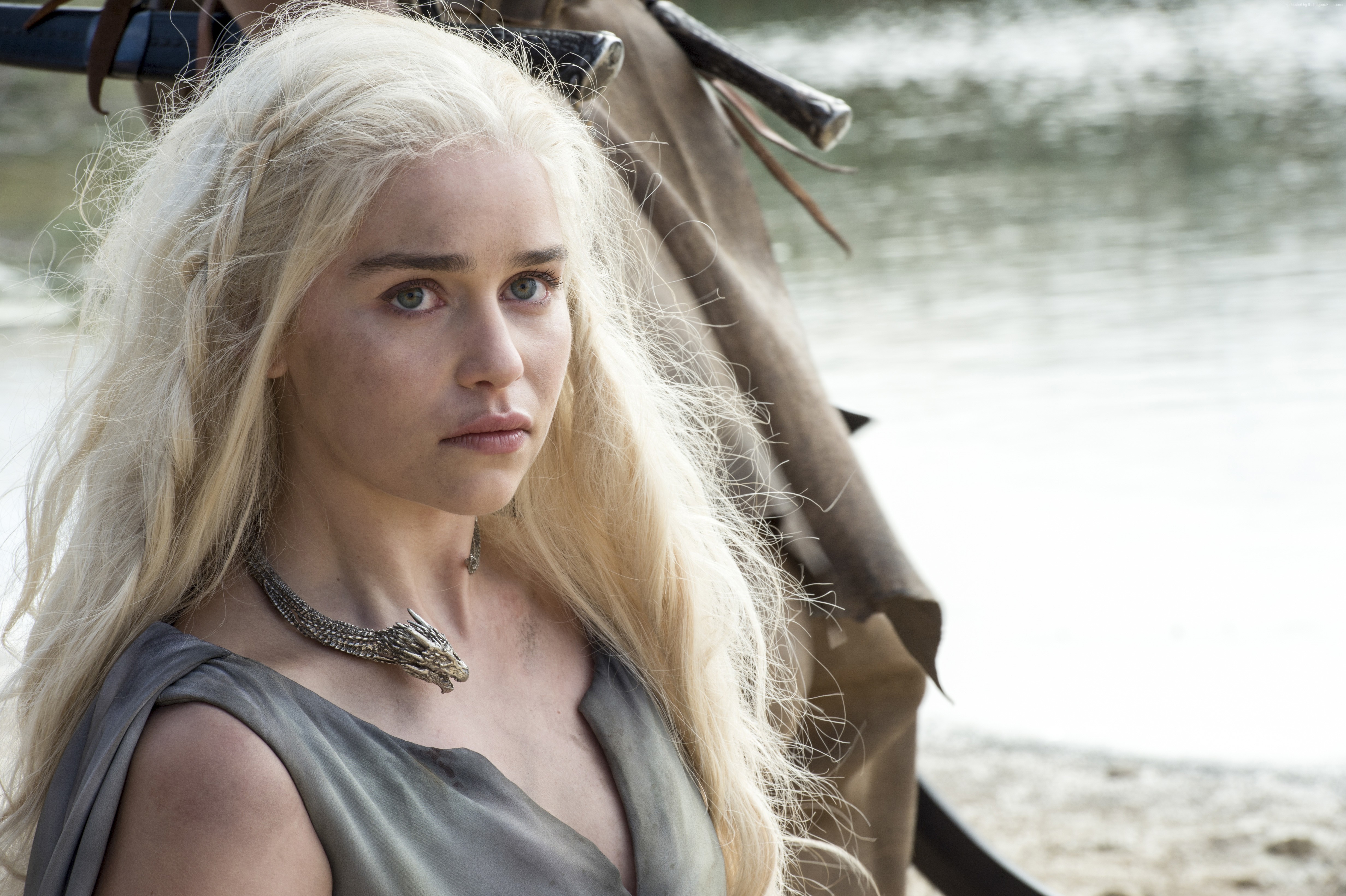 Daenerys Targaryen from Game of Thrones HD Wallpaper