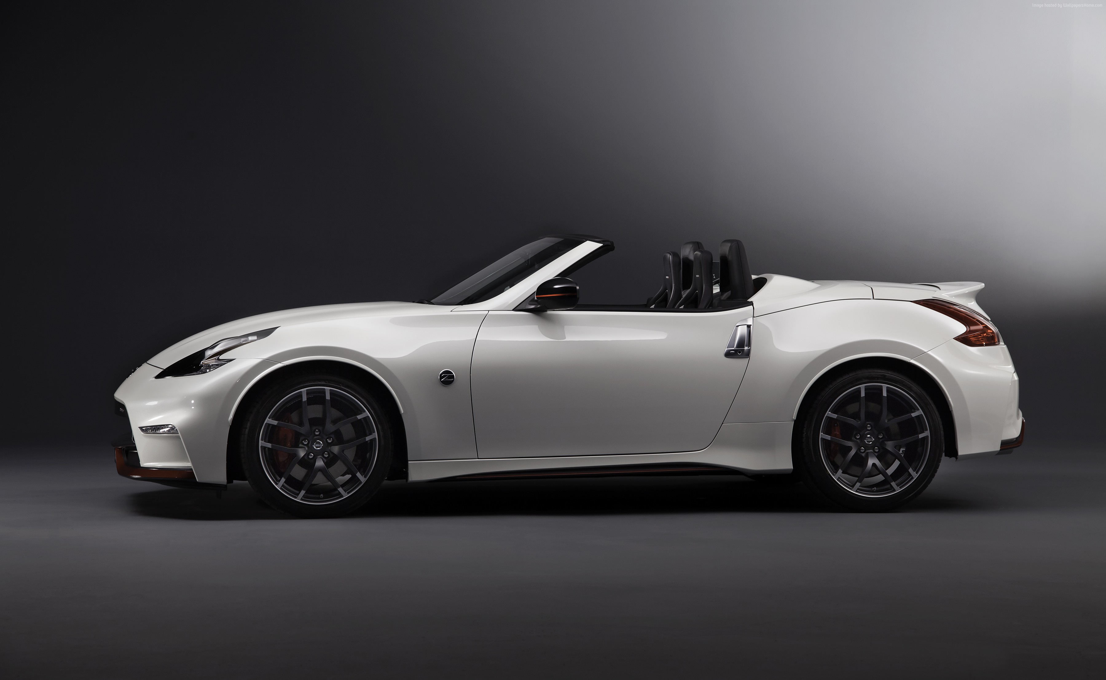 White Nissan 370Z Nismo Roadster at Chicago Auto Show 2016 HD Wallpaper