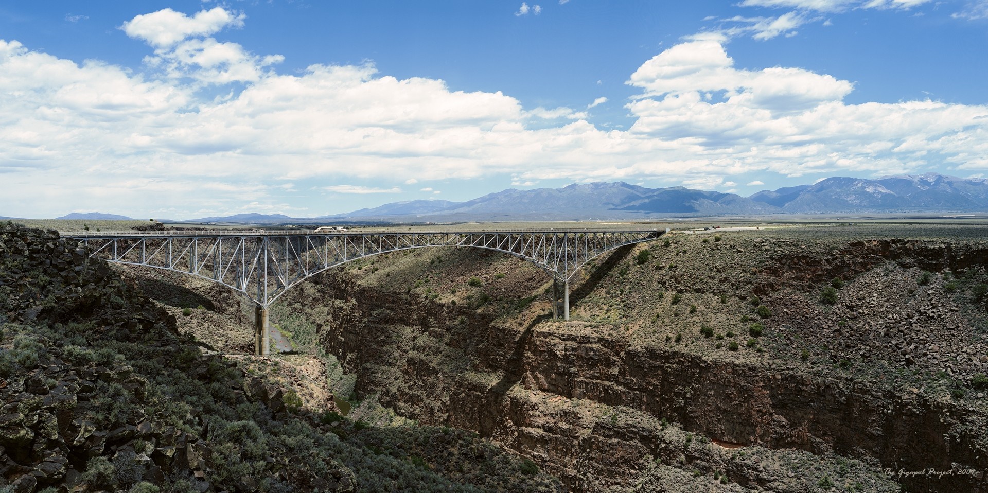 Rio Grande Gorge Bridge over a canyon HD Wallpaper